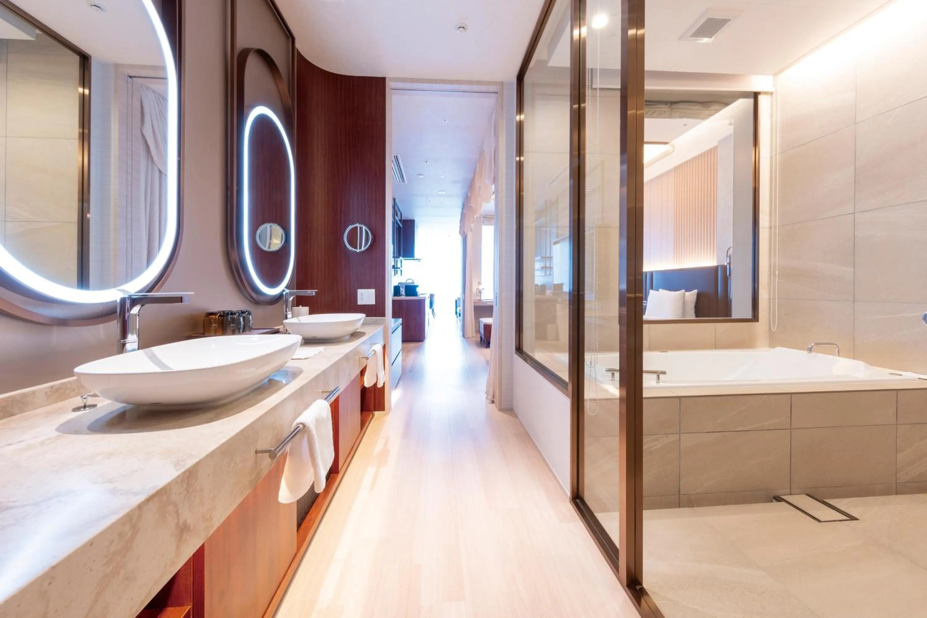 Photo of the whole room, Bed in Hotel Springs Makuhari Premier