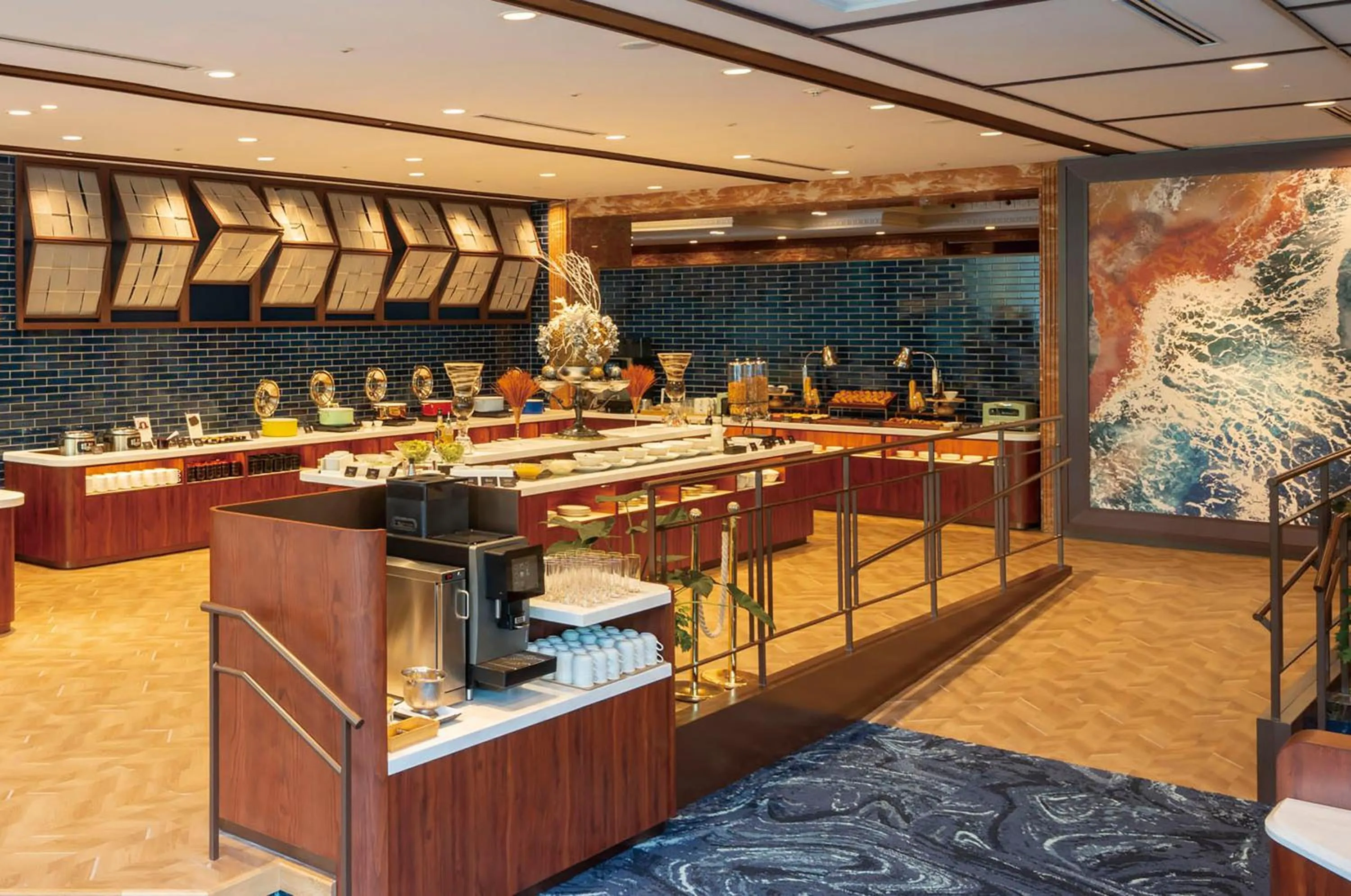 Lounge or bar in Hotel Springs Makuhari Premier