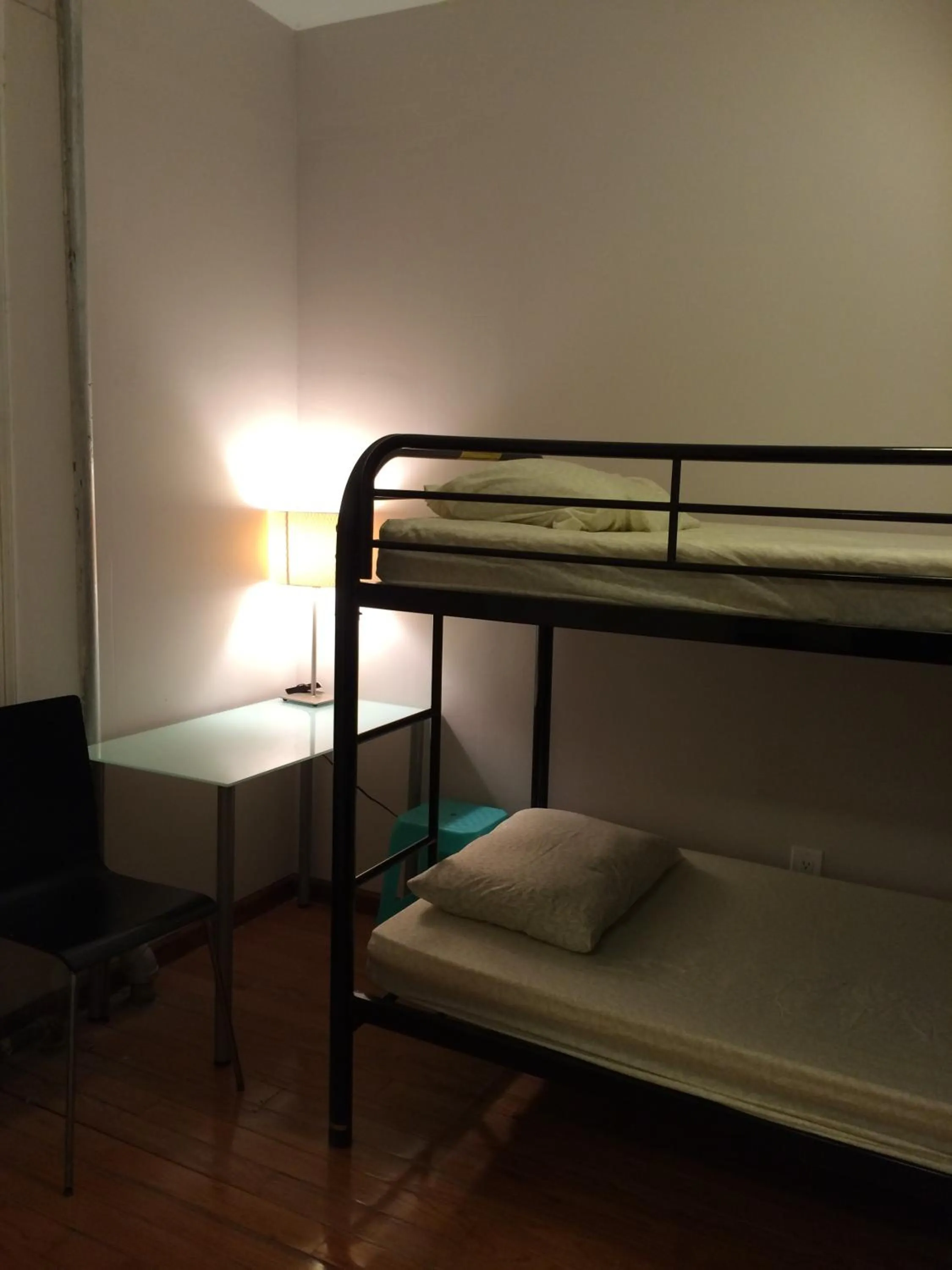 Bedroom, Bed in Chrystie Street Apartments