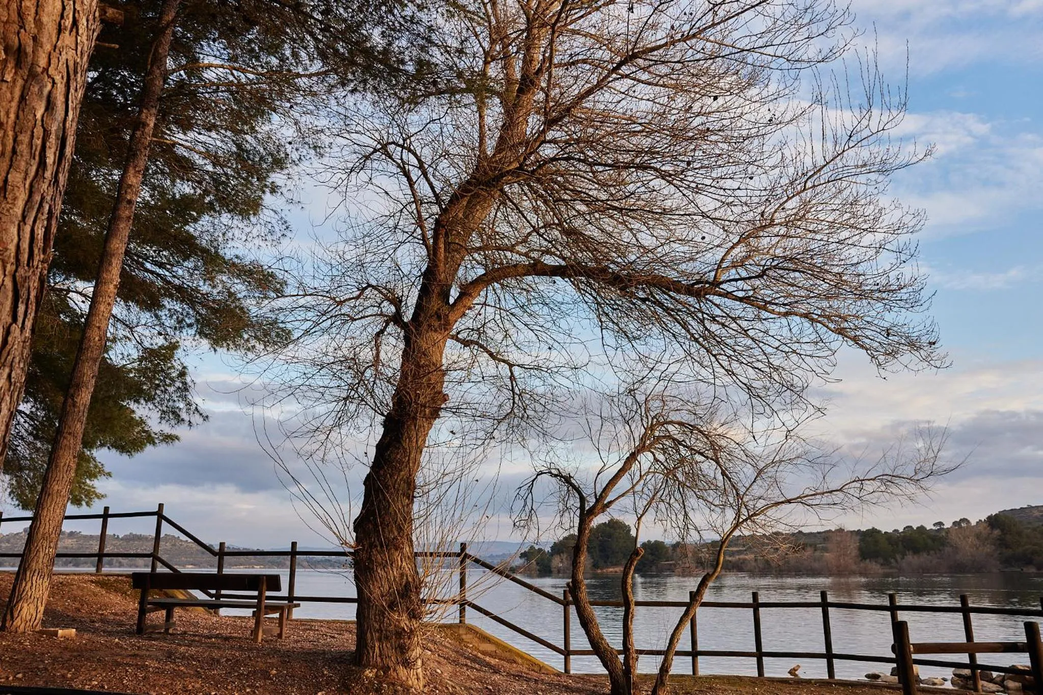 TAIGA Lake Caspe