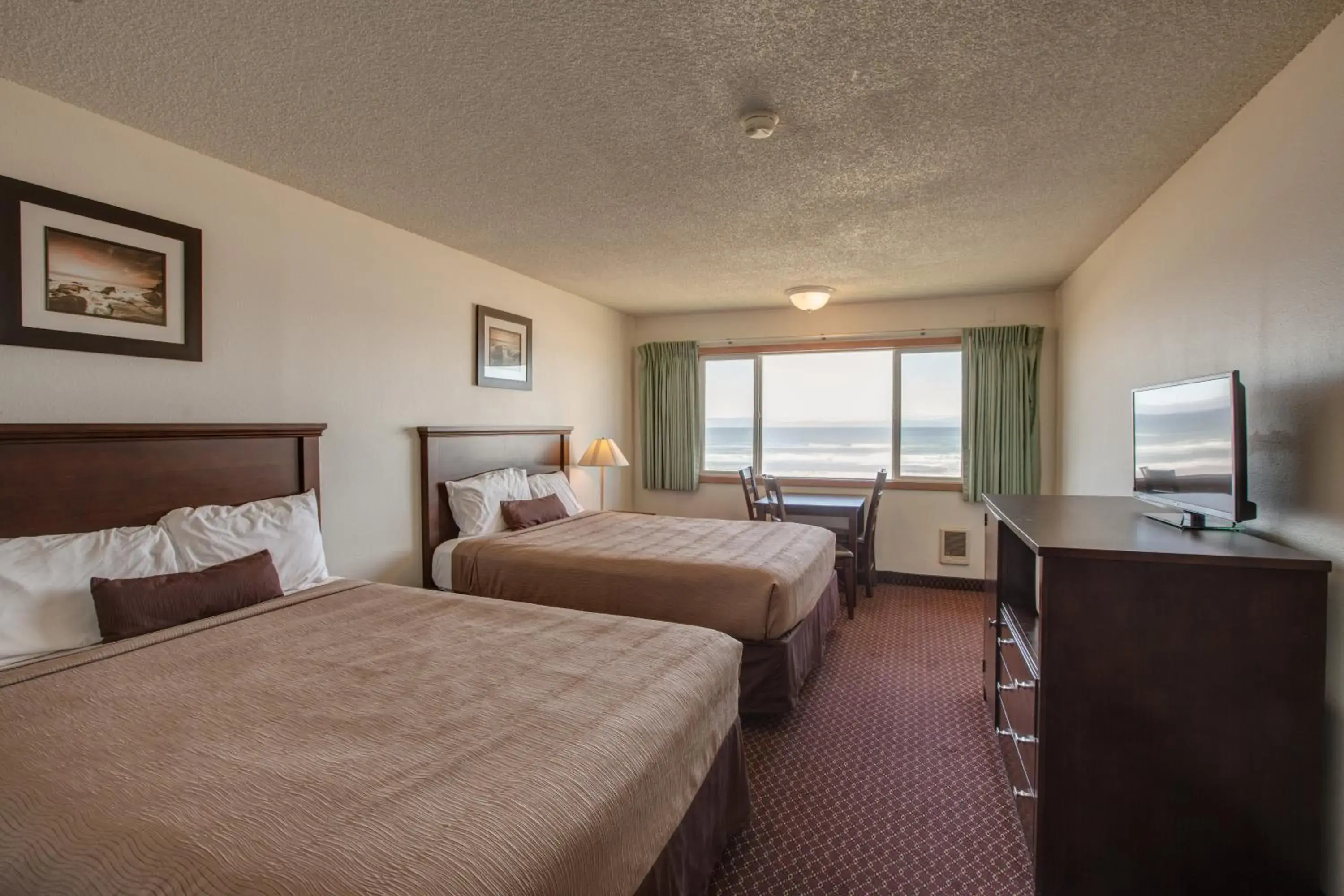 Queen Room with Two Queen Beds - Ocean View in Silver Sands Queen Room with Two Queen Beds - Ocean View in Silver Sands