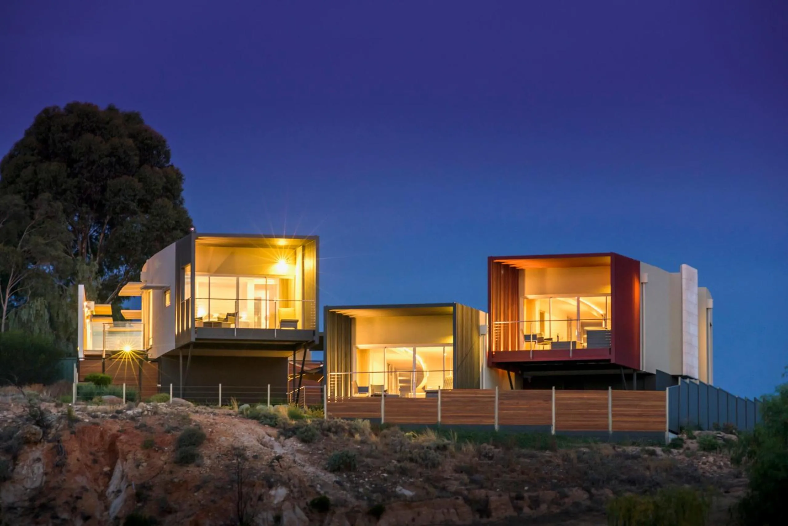 The Frames - Award-Winning Couples Retreat with Private Heated Pool, Spa & Sauna