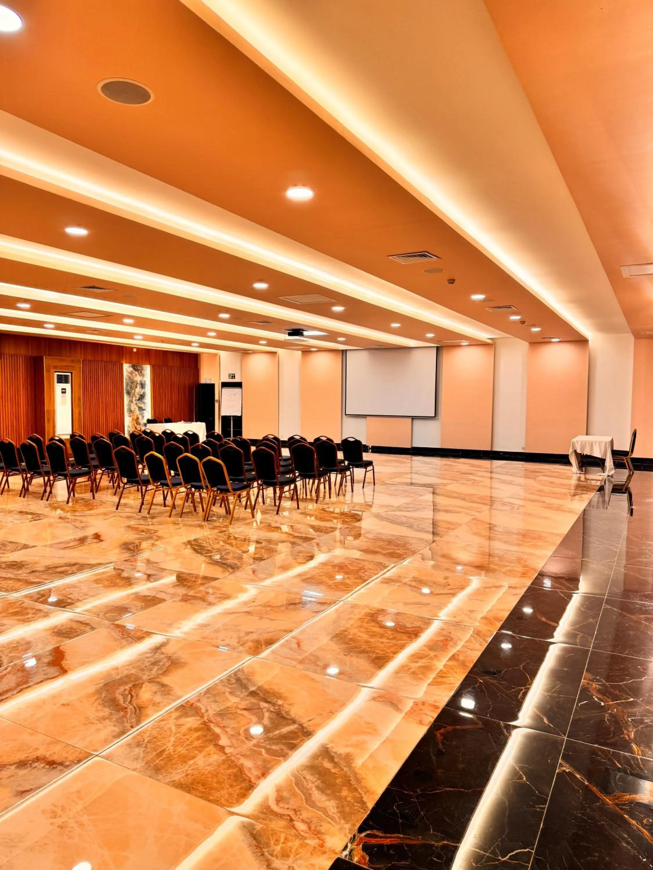 Banquet/Function facilities in Hotel Presidential