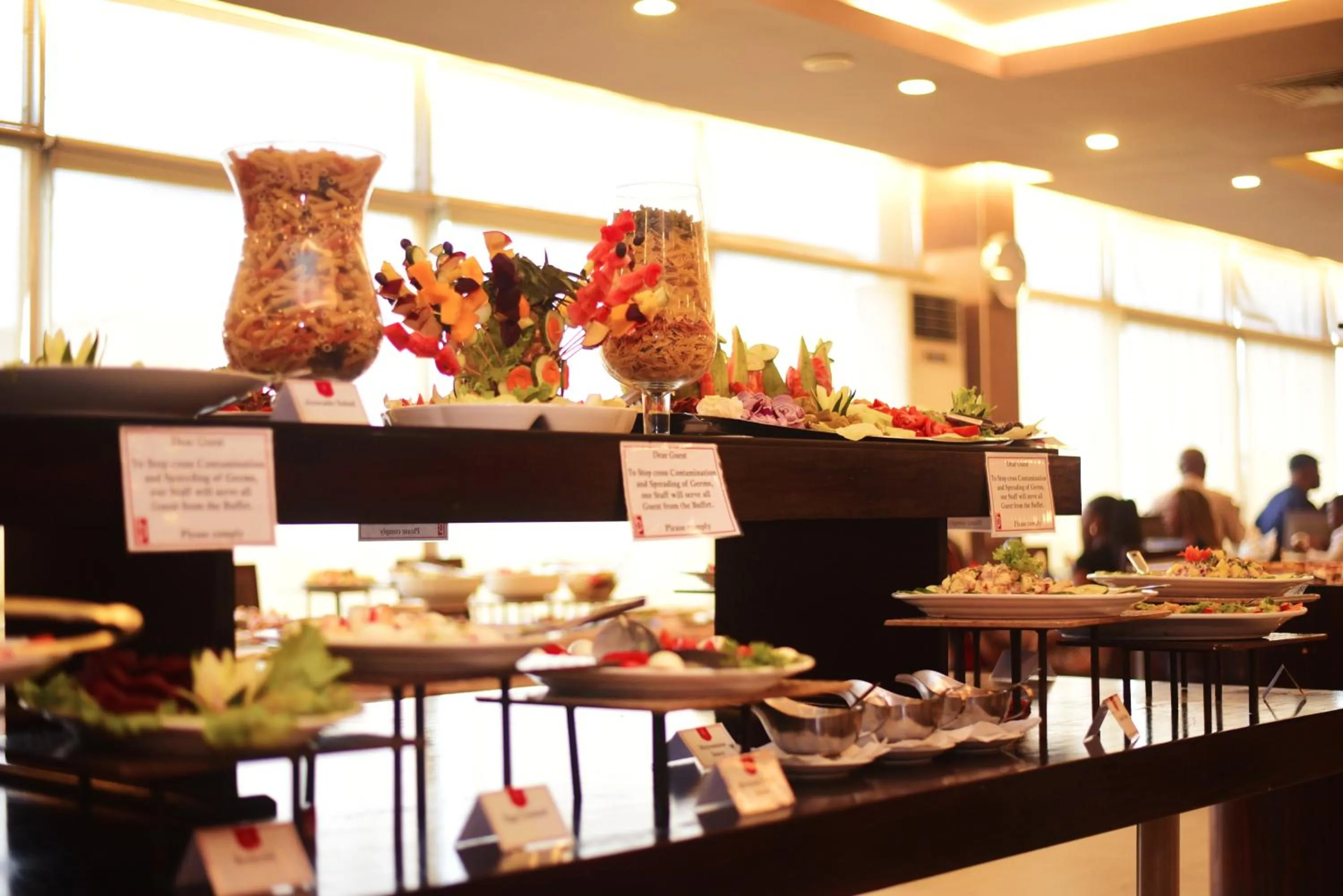 Restaurant/places to eat in Hotel Presidential