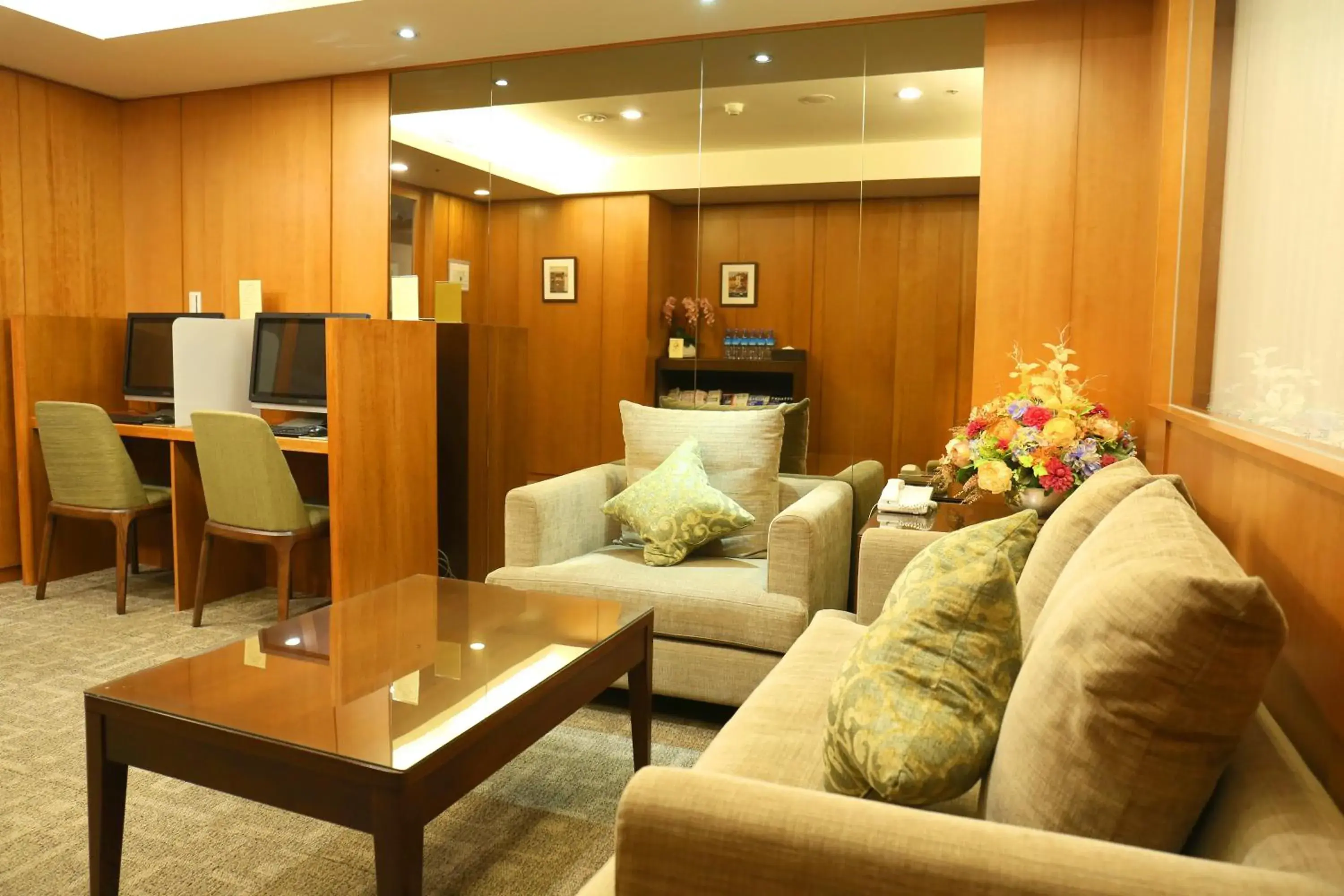 Business facilities, Seating Area in Fushin Hotel Tainan