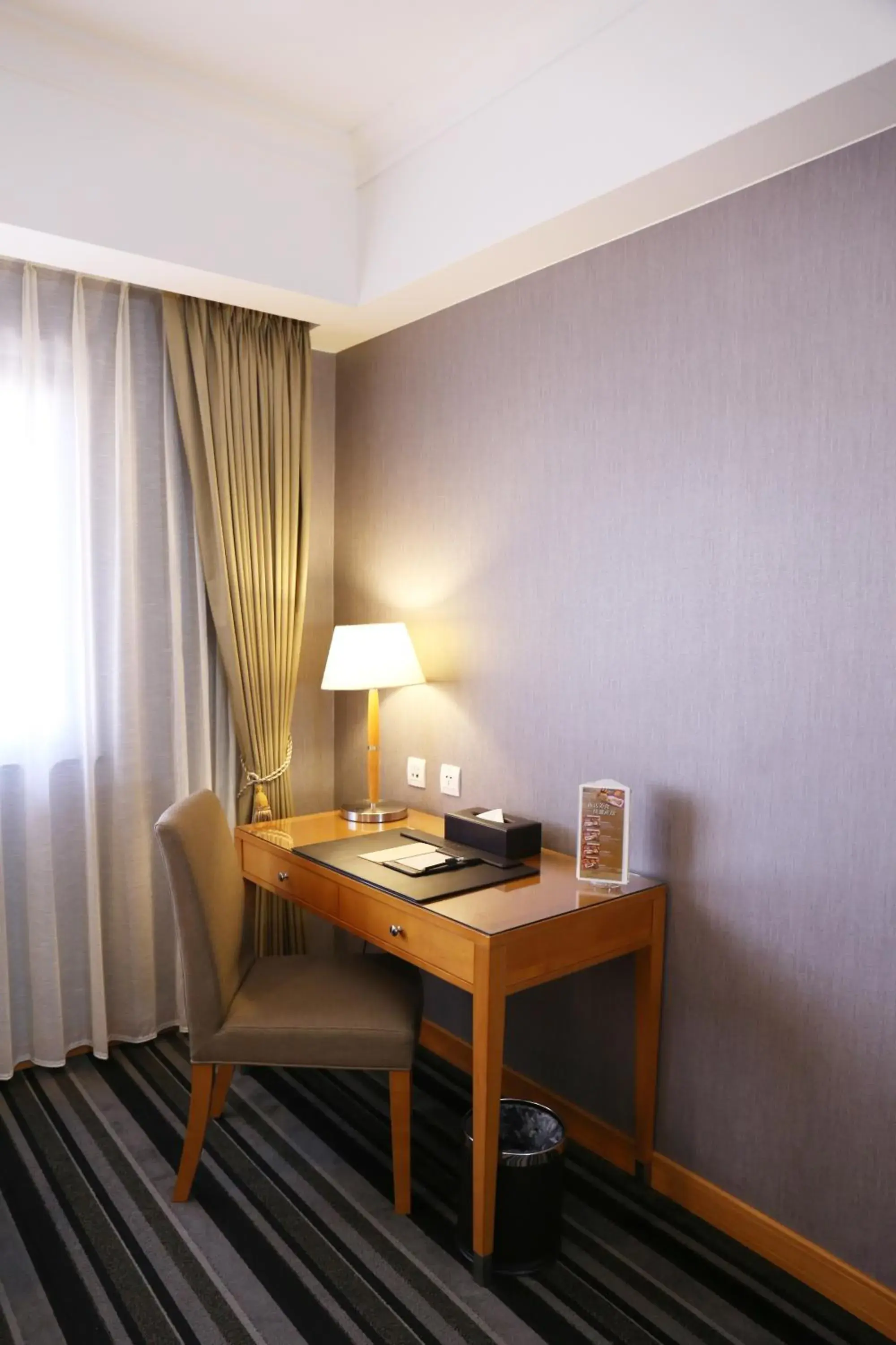 Seating area in Fushin Hotel Tainan