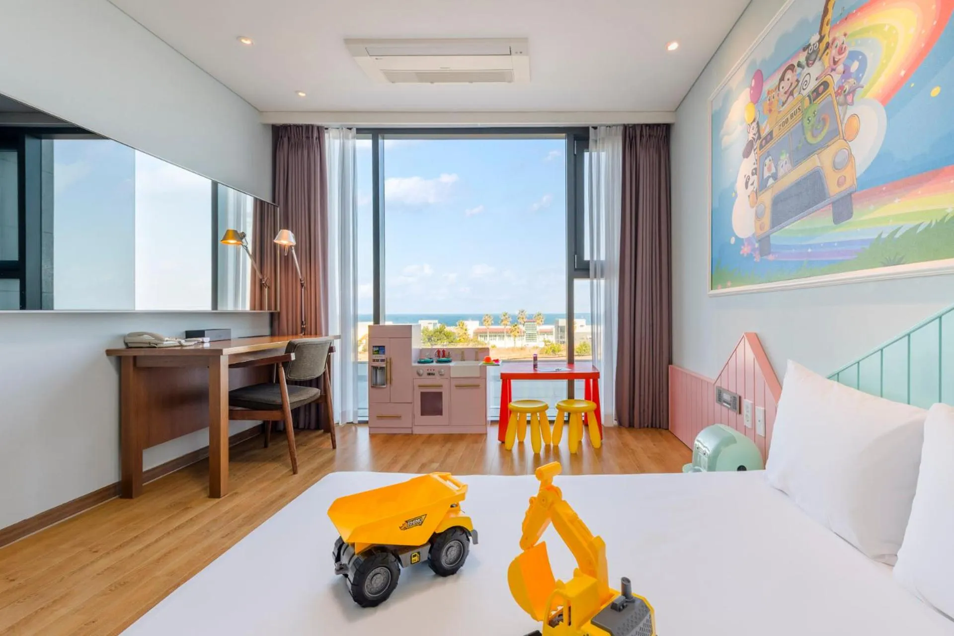 Photo of the whole room, Bed in Grabel Hotel Jeju