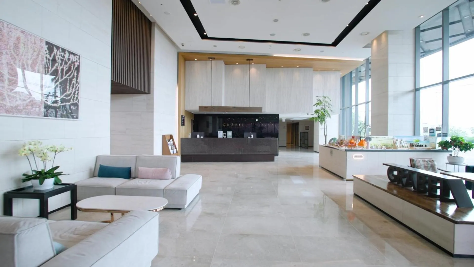 Lobby or reception in Grabel Hotel Jeju
