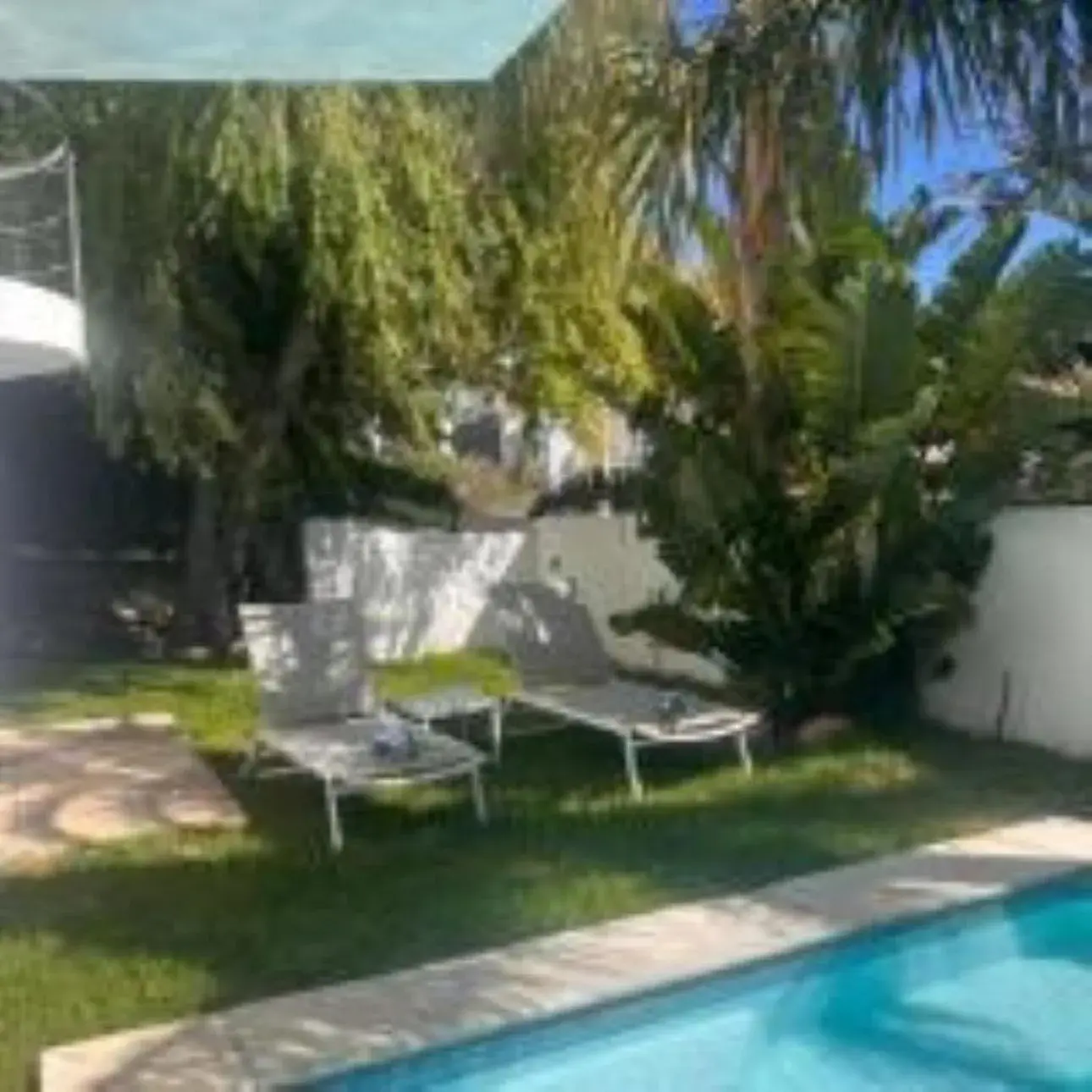 Swimming pool in Studio Zen Swimming pool in Studio Zen