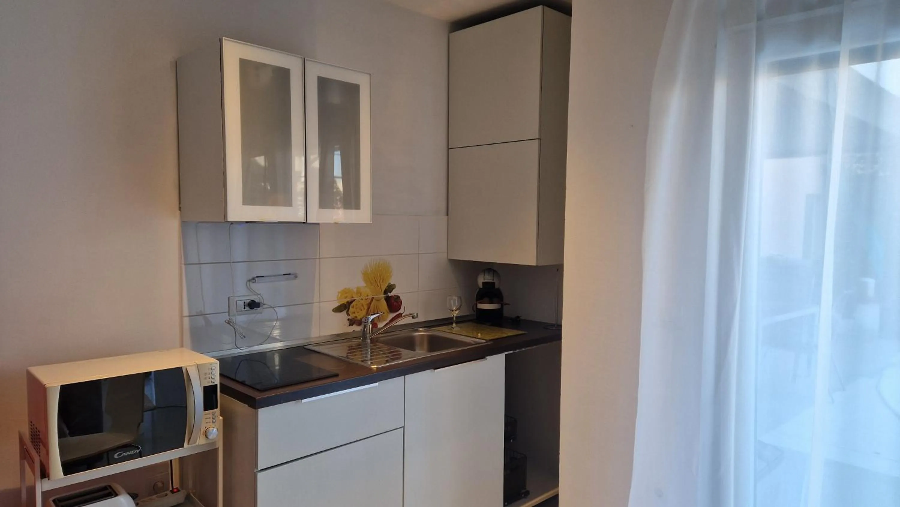 Kitchen or kitchenette in Basic Mansion Mandalina