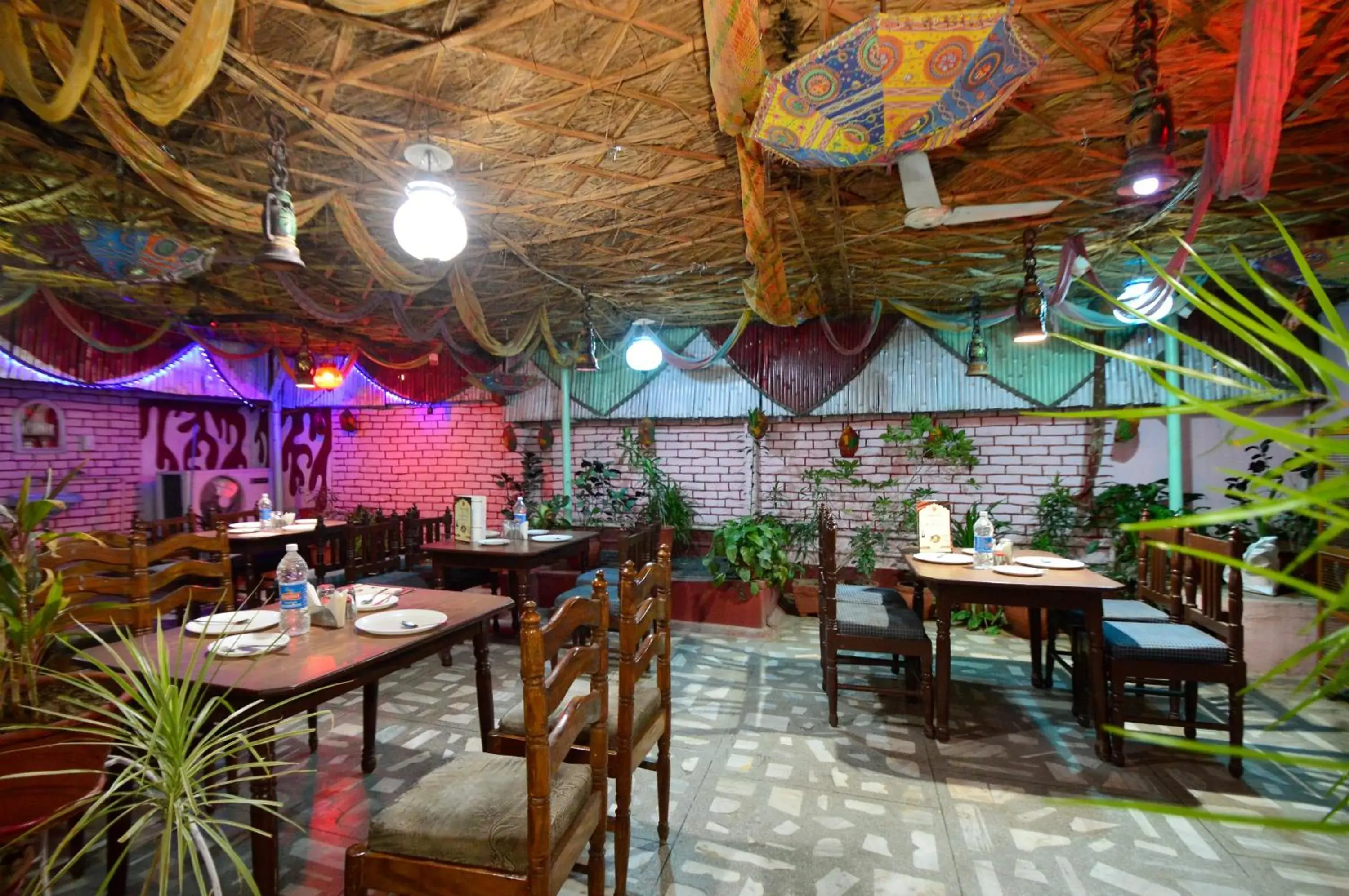 Restaurant/Places to Eat in HOTEL JAI MAA PALACE Restaurant/Places to Eat in HOTEL JAI MAA PALACE