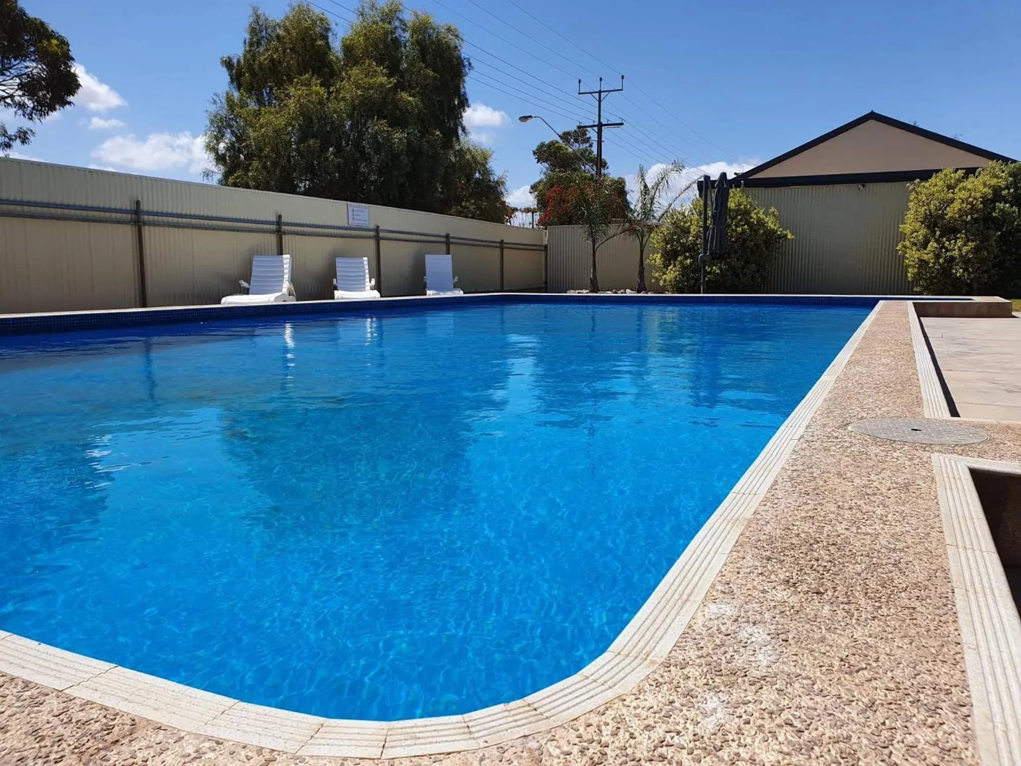 Swimming pool in East West Motel Ceduna