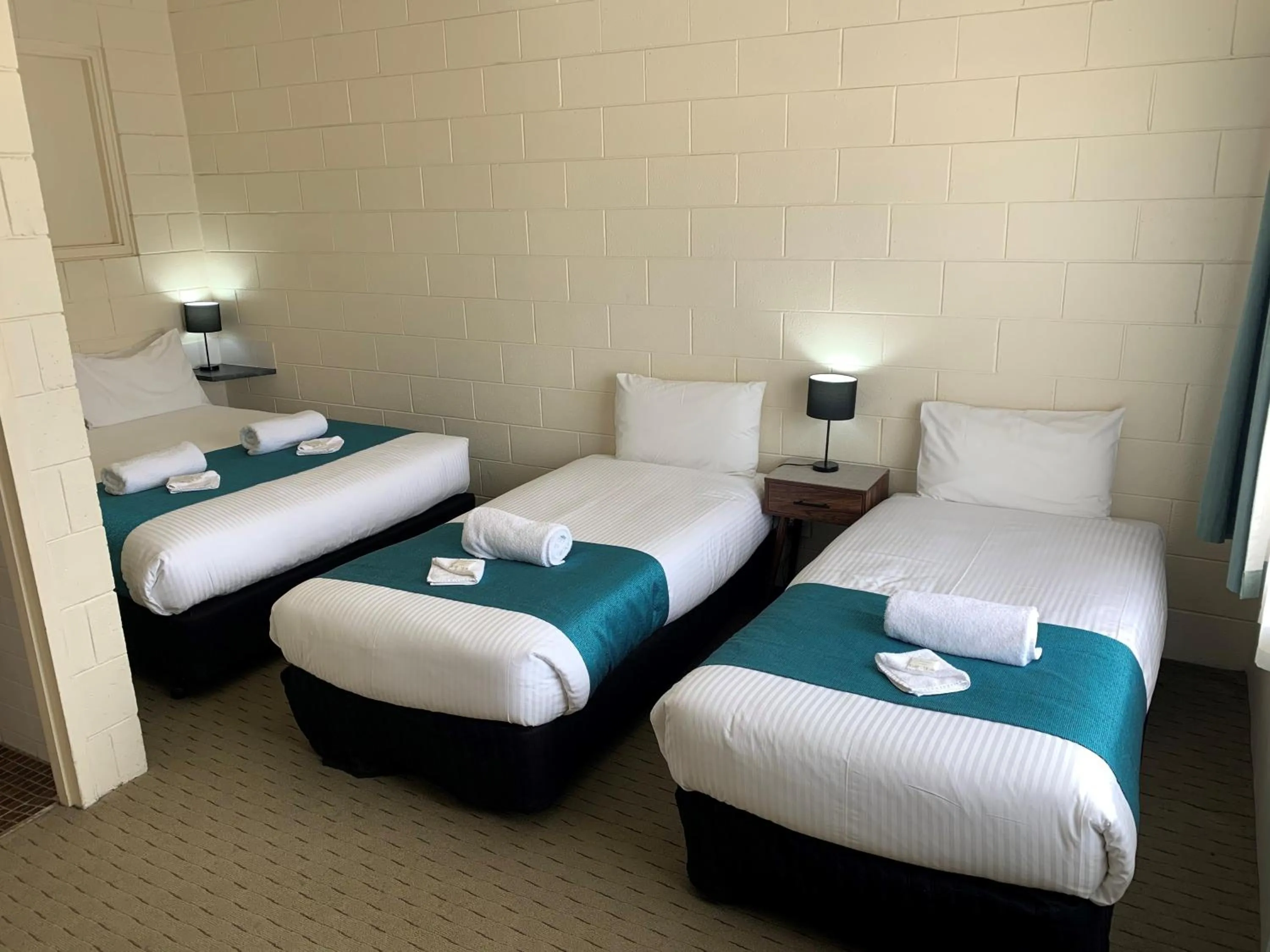 Bed in East West Motel Ceduna