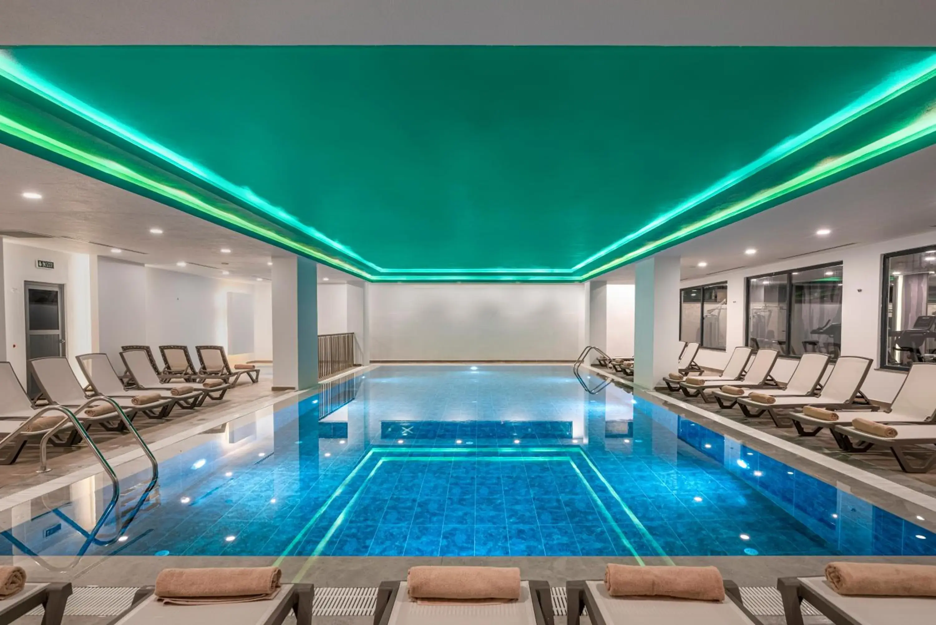 Swimming pool in VOX MARIS RESORT Swimming pool in VOX MARIS RESORT