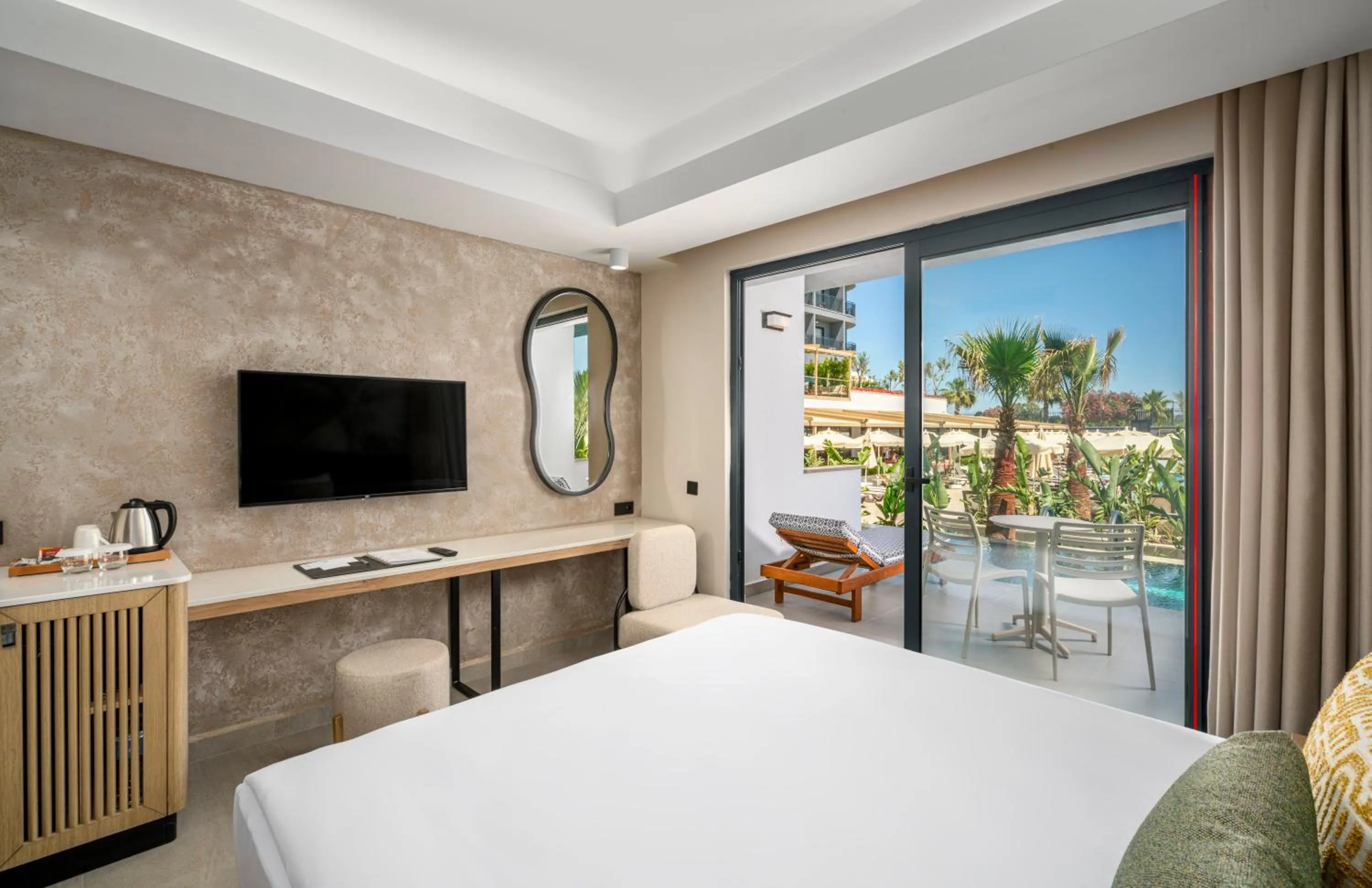 Photo of the whole room, Bed in VOX MARIS RESORT