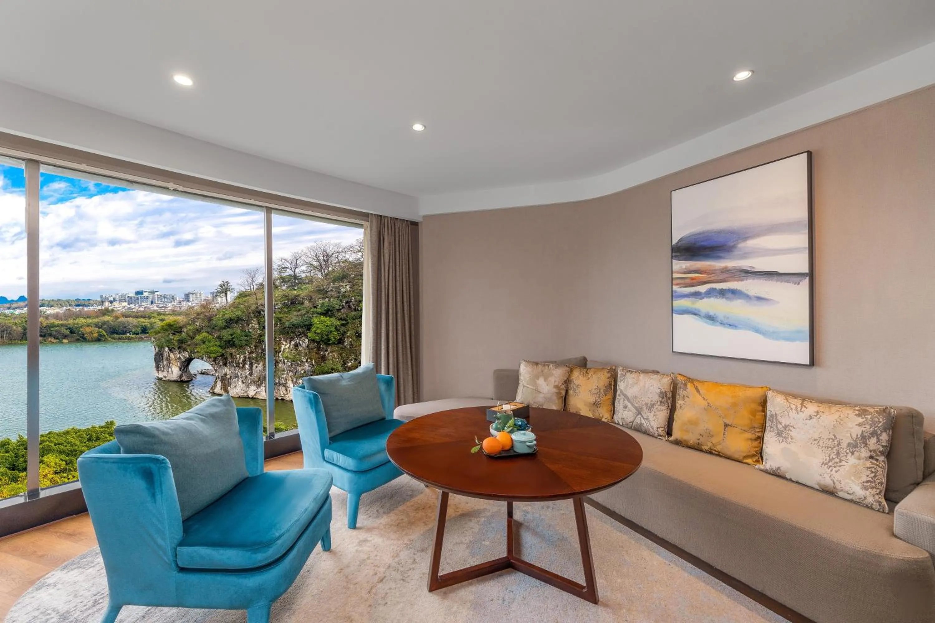 Jolie Vue Boutique Hotel Guilin (near Elephant Trunk Hill)