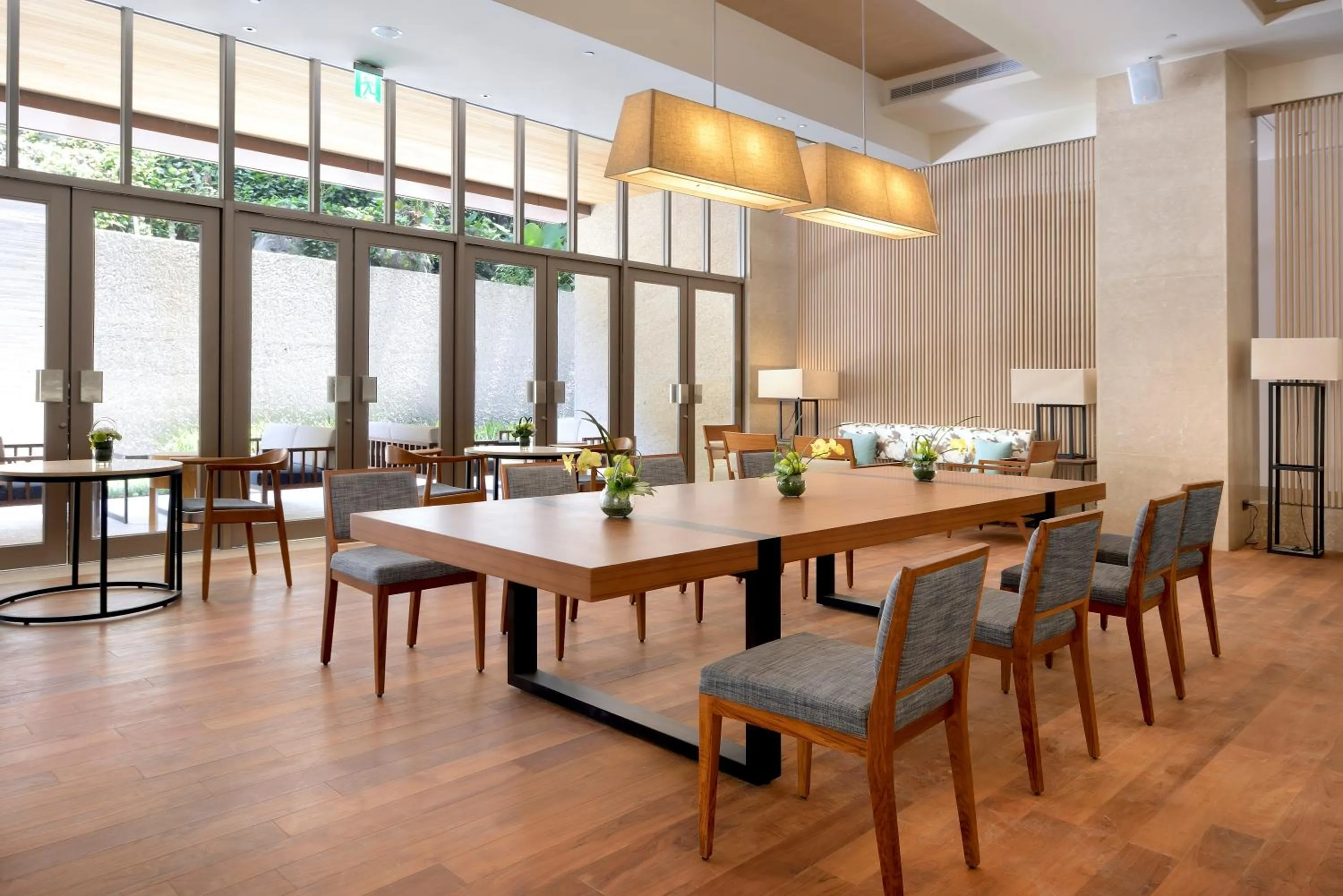 Restaurant/places to eat in Chihpen Century Hotel