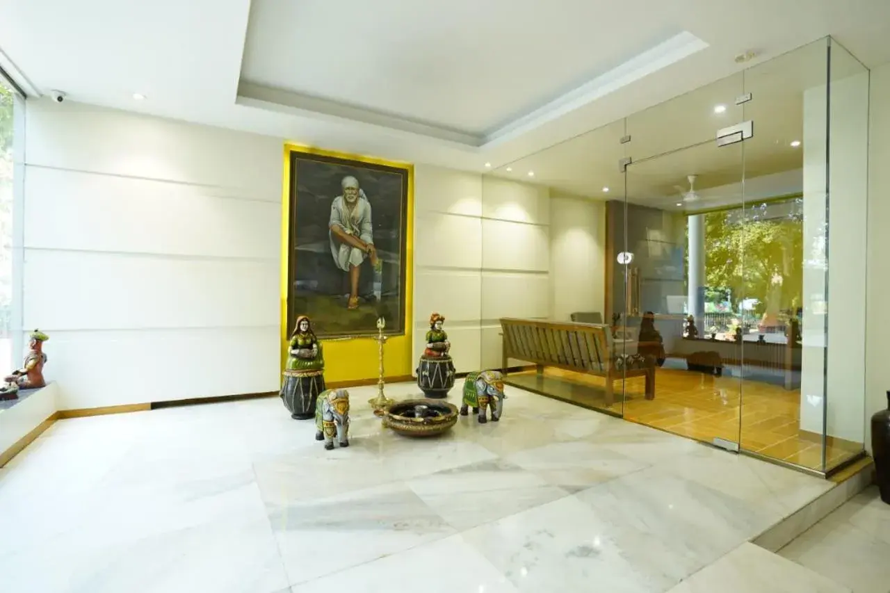 Lobby or reception in Hotel Hrushikesh Lobby or reception in Hotel Hrushikesh