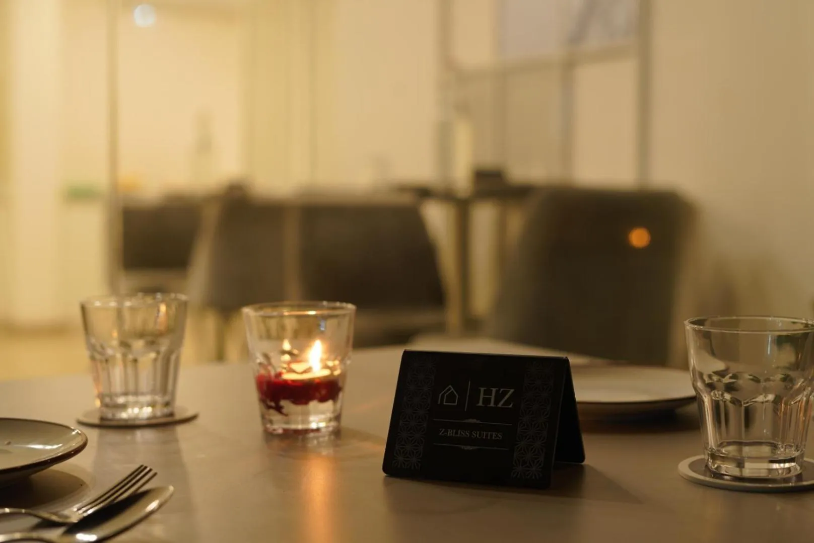 Restaurant/places to eat in Z Bliss Suites, BKC