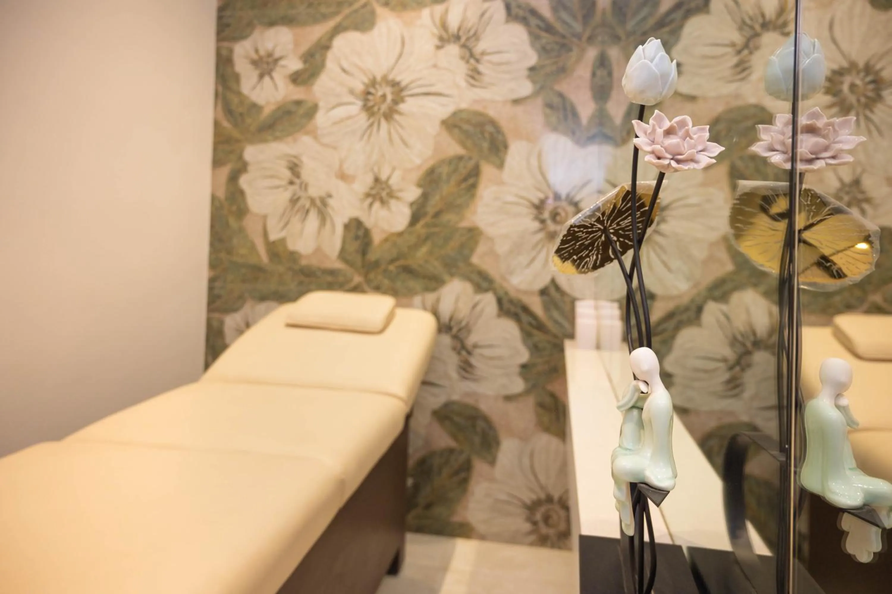 Spa and wellness centre/facilities in Z Bliss Suites, BKC