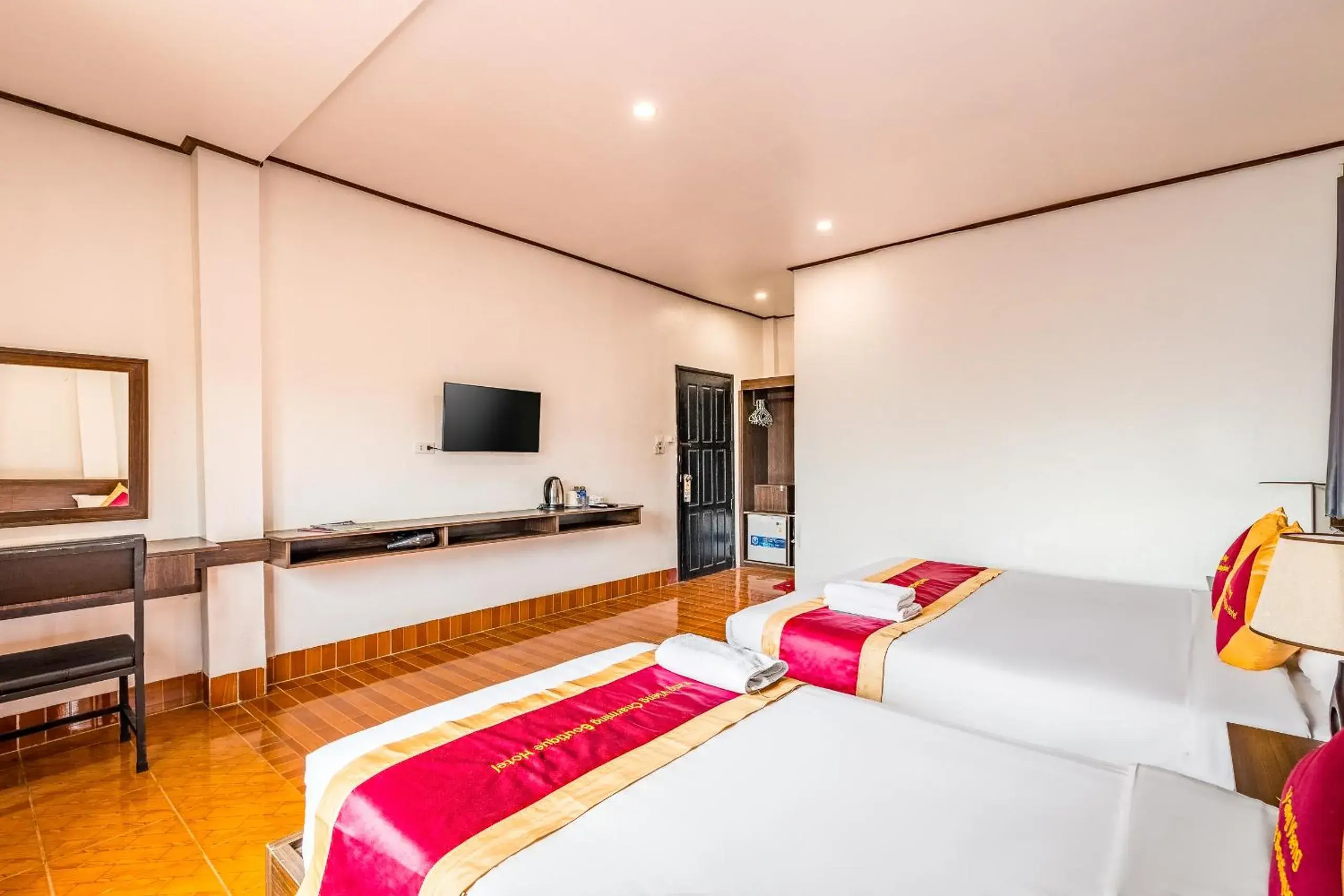 Deluxe Twin Room in VangVieng Charming Boutique Hotel Deluxe Twin Room in VangVieng Charming Boutique Hotel