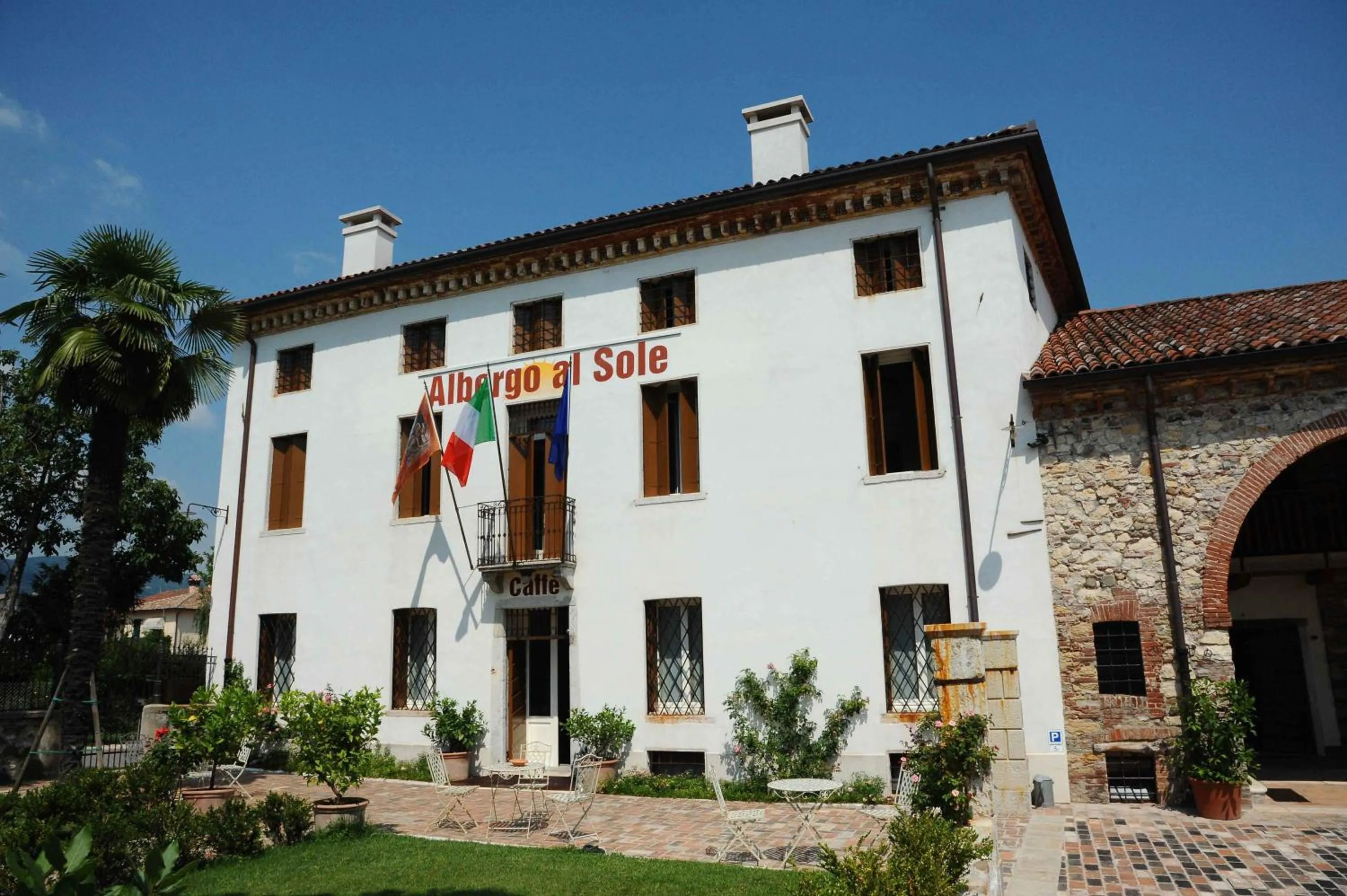 Property building in Hotel Albergo al Sole