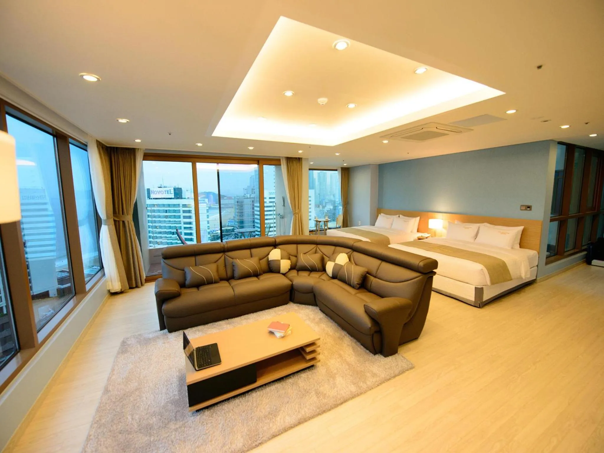 Bedroom, Bed in Haeundae Marianne Hotel