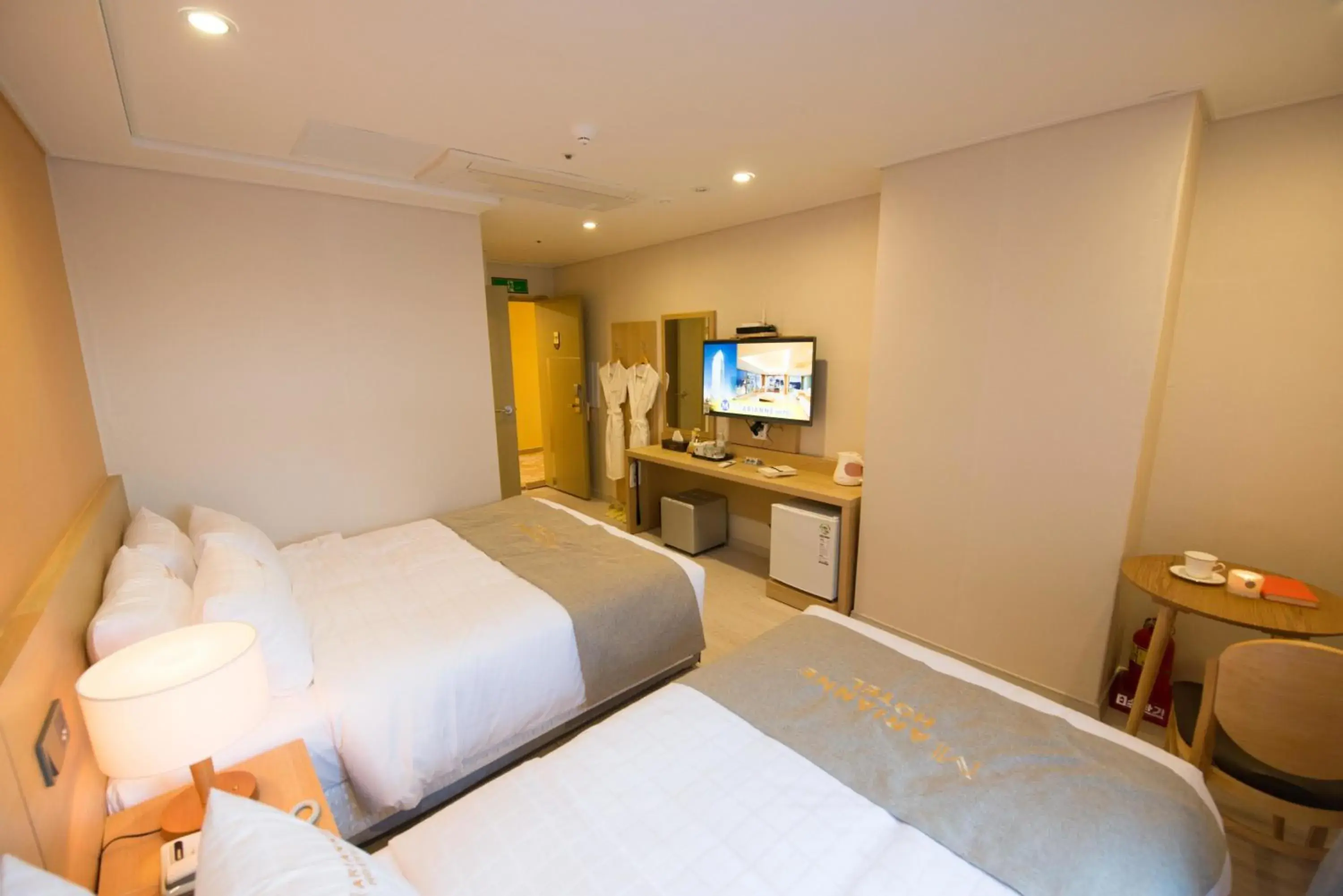 Bedroom, Bed in Haeundae Marianne Hotel Bedroom, Bed in Haeundae Marianne Hotel