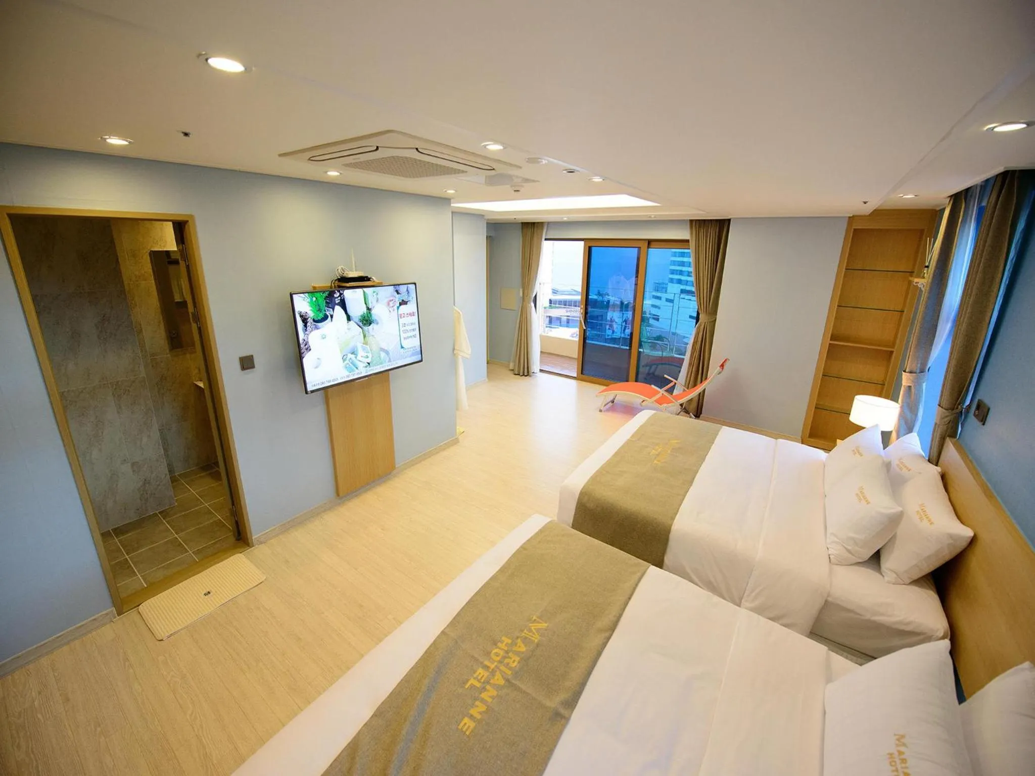 Bedroom, Bed in Haeundae Marianne Hotel