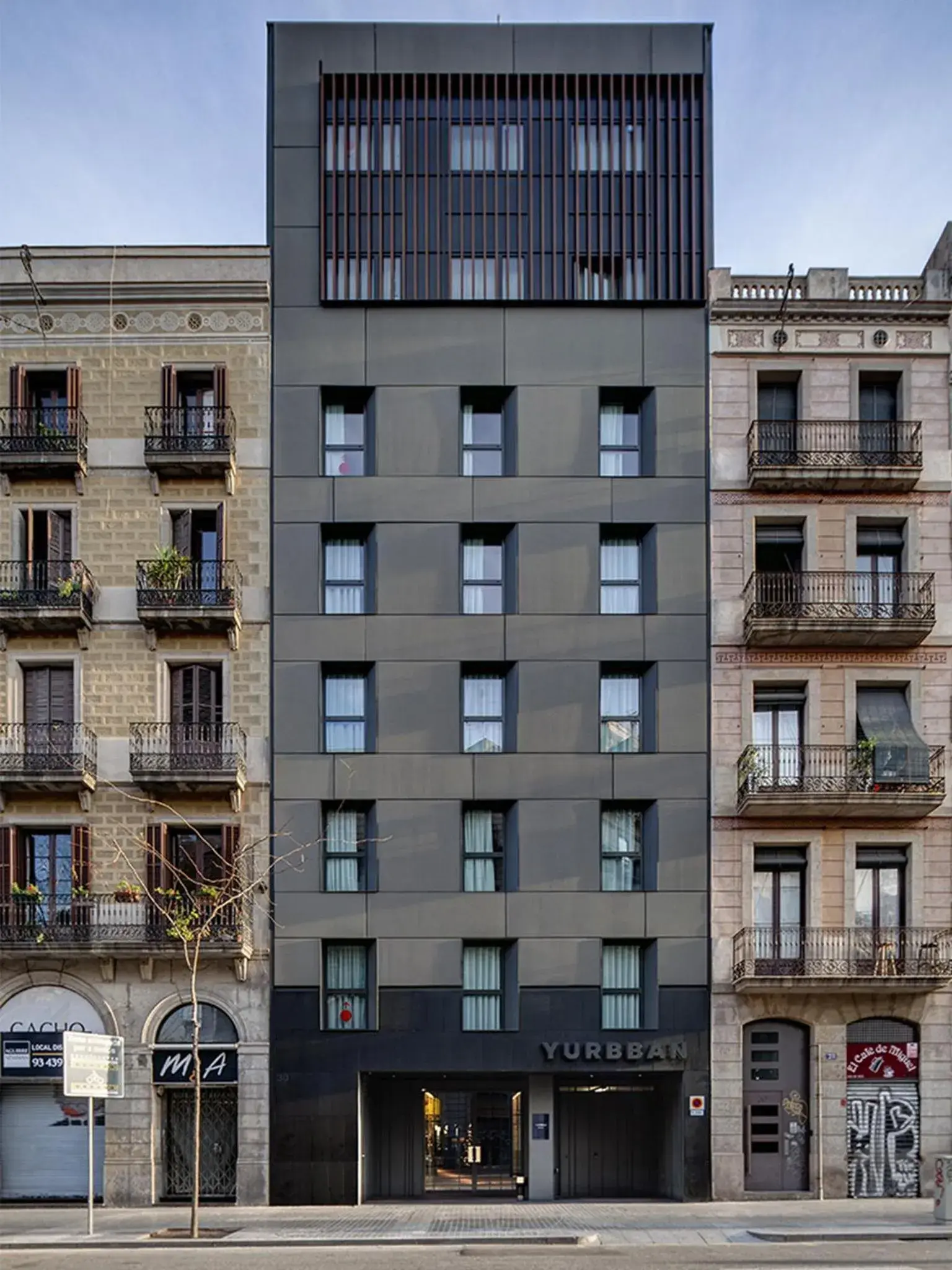 Property building in Yurbban Trafalgar Hotel Property building in Yurbban Trafalgar Hotel