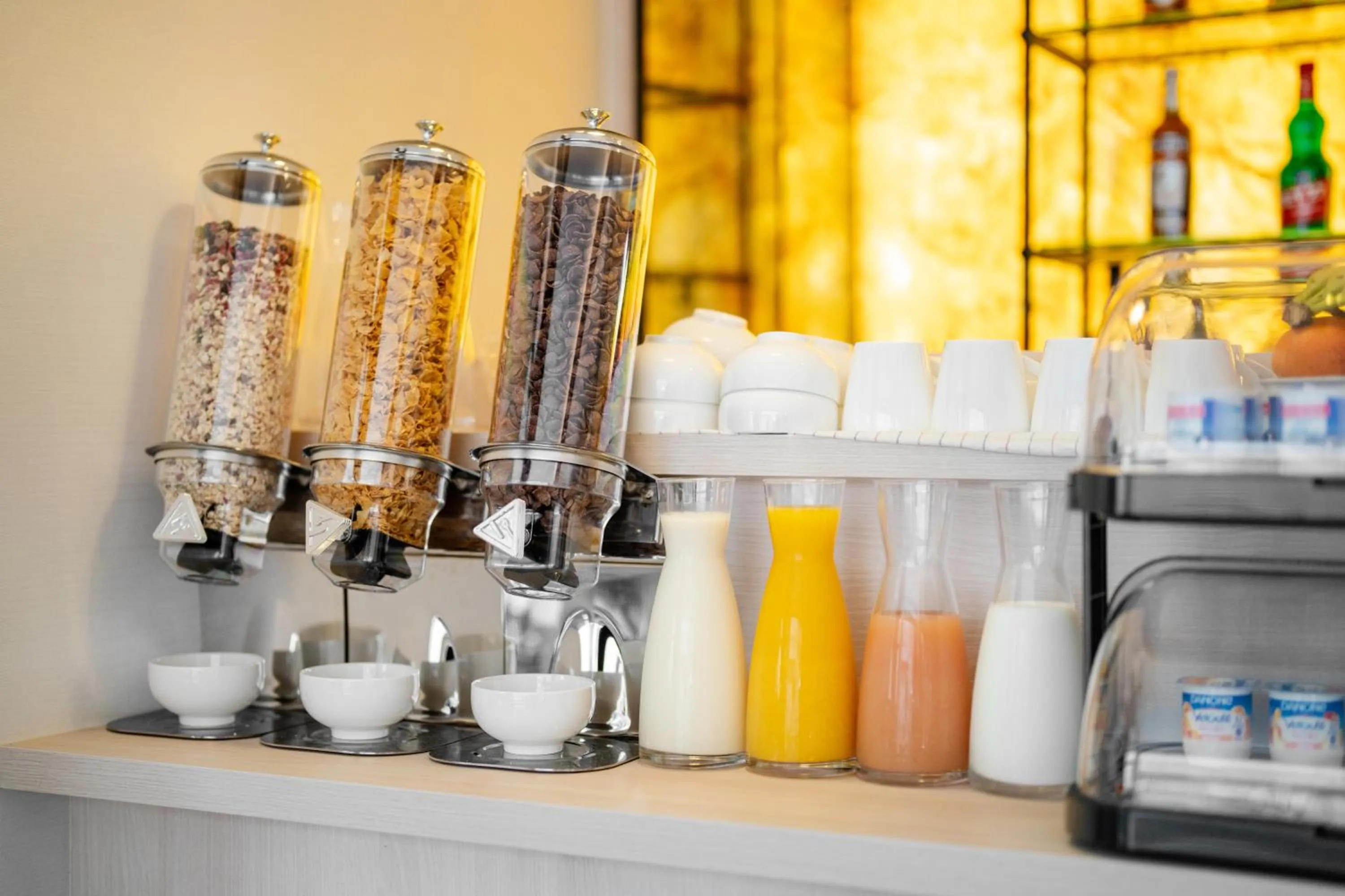 Food in GREEN PARK HOTEL PARIS