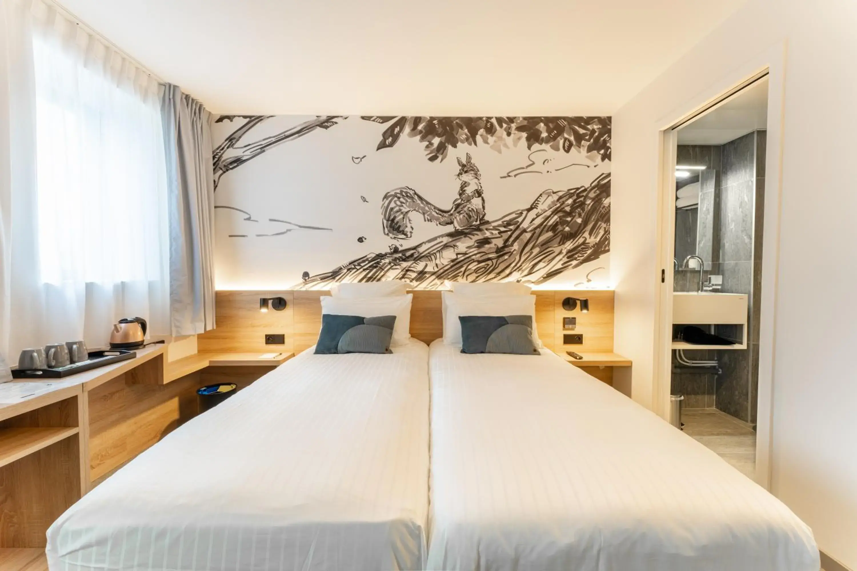 GREEN PARK HOTEL PARIS GREEN PARK HOTEL PARIS