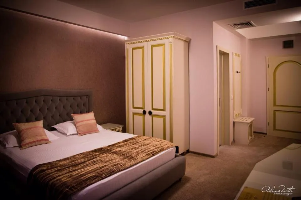Photo of the whole room in Hotel Goya Collection