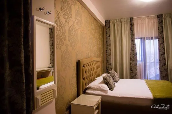 Photo of the whole room in Hotel Goya Collection