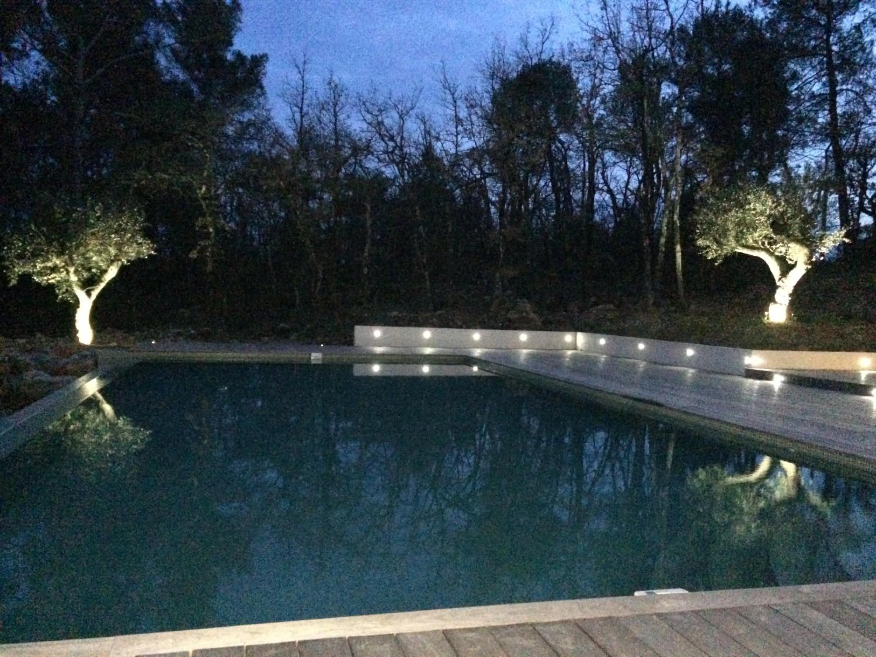 Property building in Sous les oliviers - Jacuzzi - Studios de standing tout-équipés