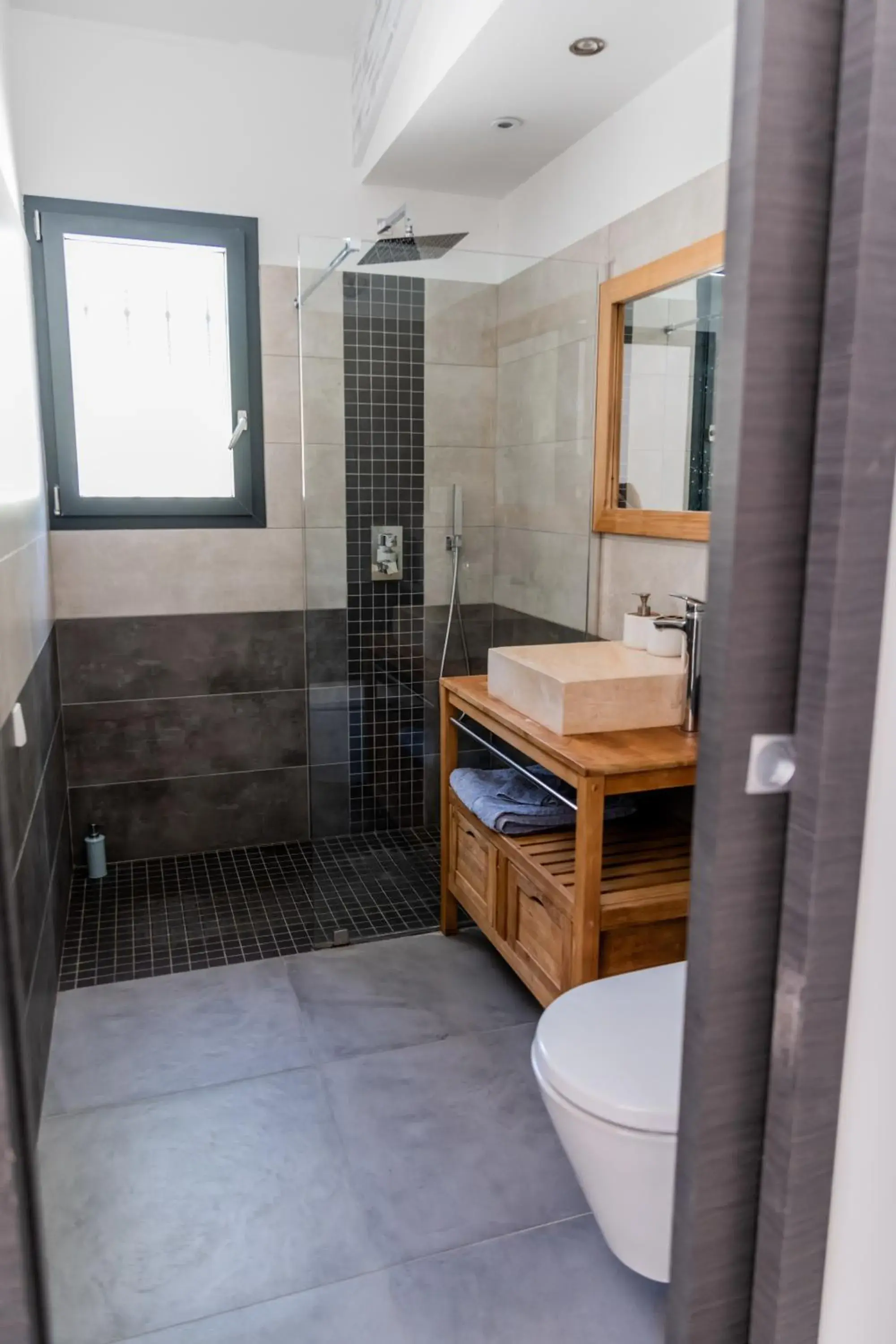 Studio with Pool View in Sous les oliviers - Jacuzzi - Studios de standing tout-équipés Studio with Pool View in Sous les oliviers - Jacuzzi - Studios de standing tout-équipés