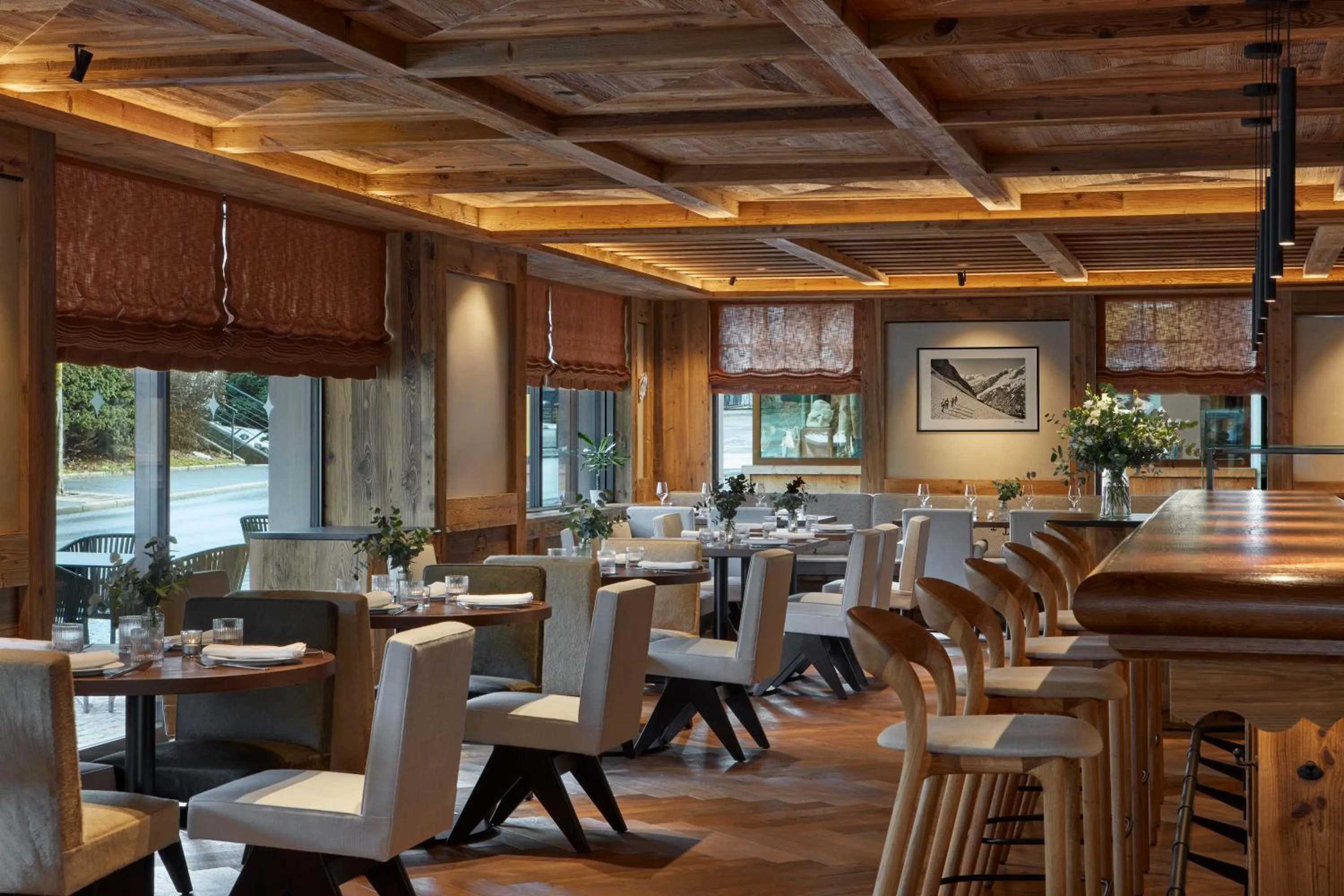 Restaurant/places to eat in Miiro The Mansard