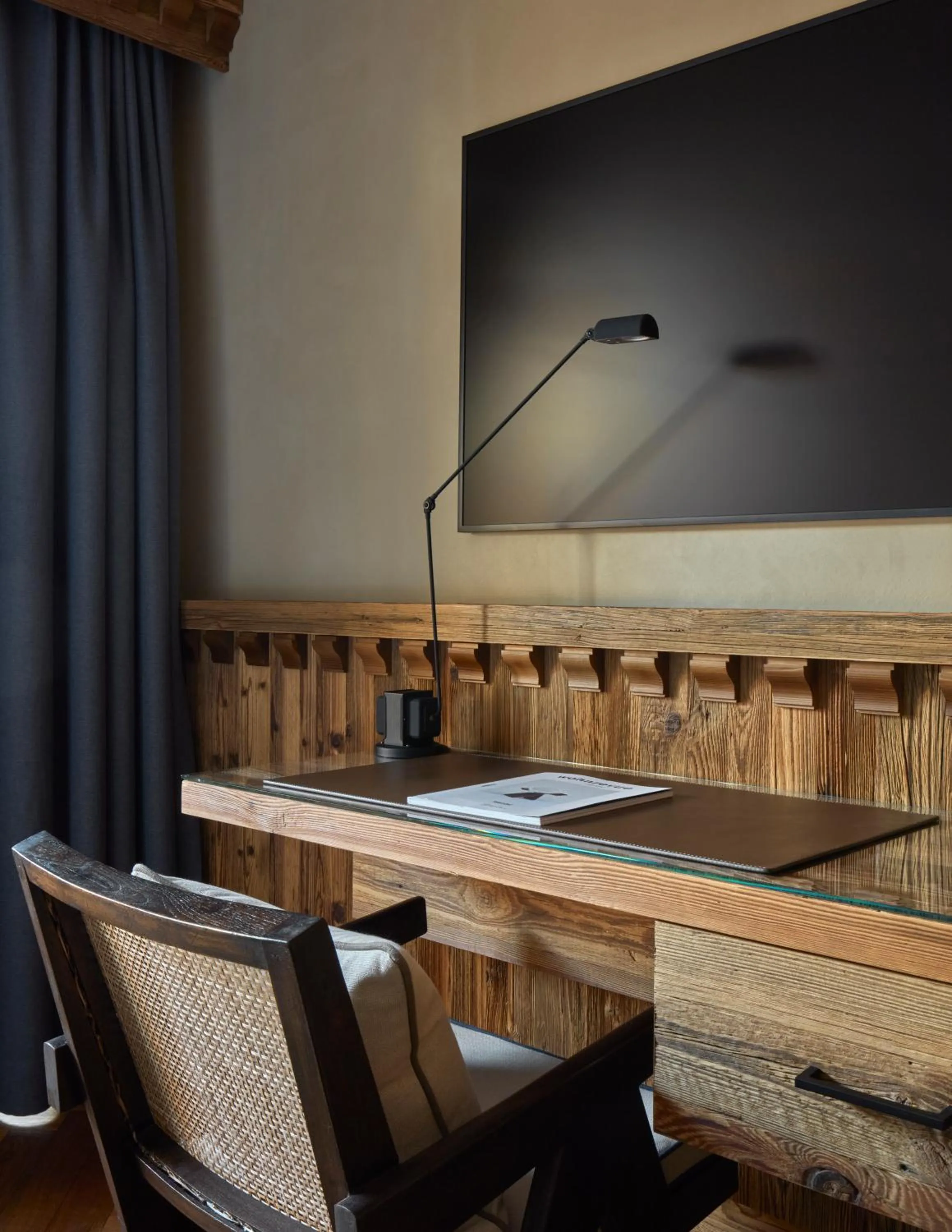 TV and multimedia in Miiro The Mansard