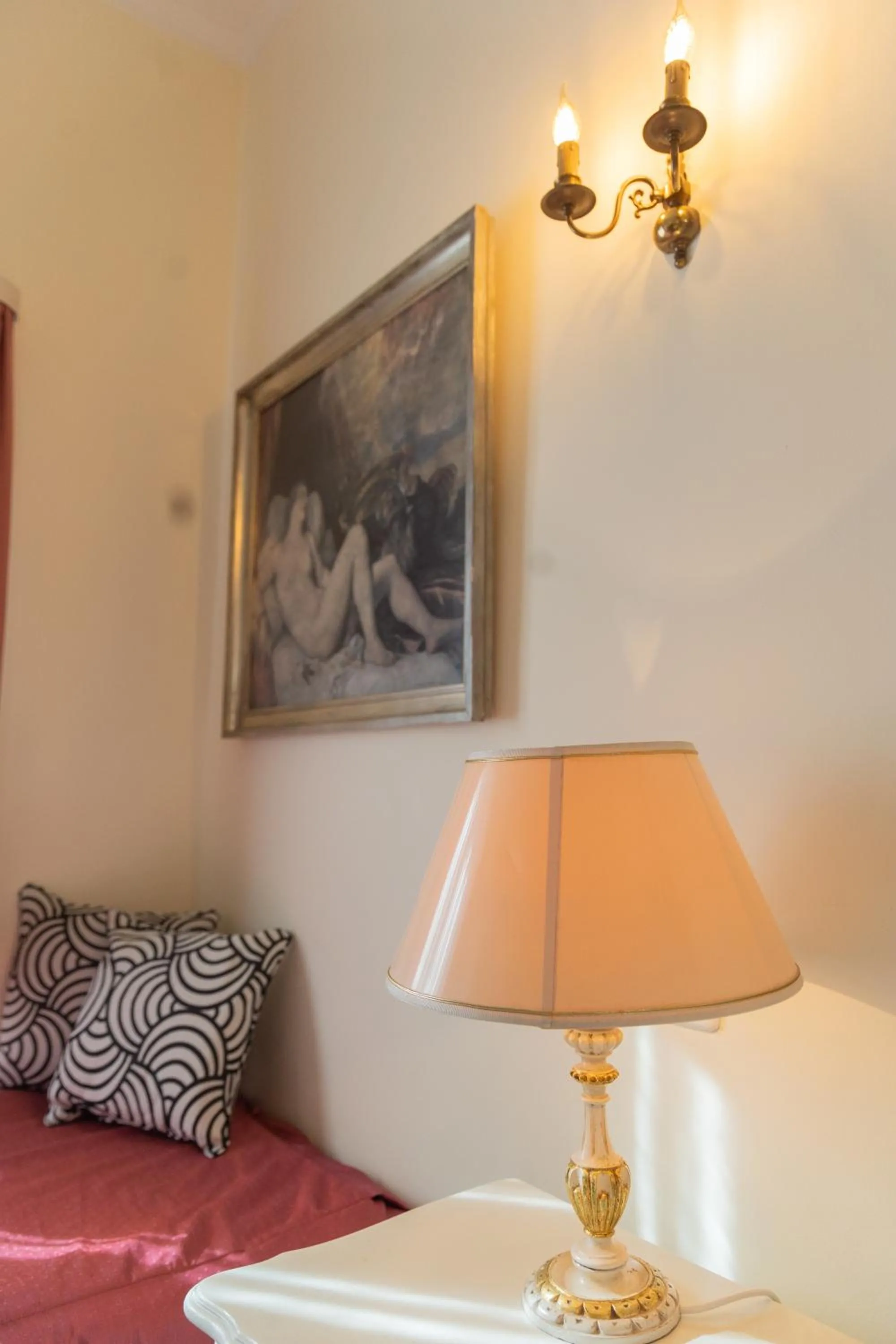 Photo of the whole room in Gästehaus Englischer Garten