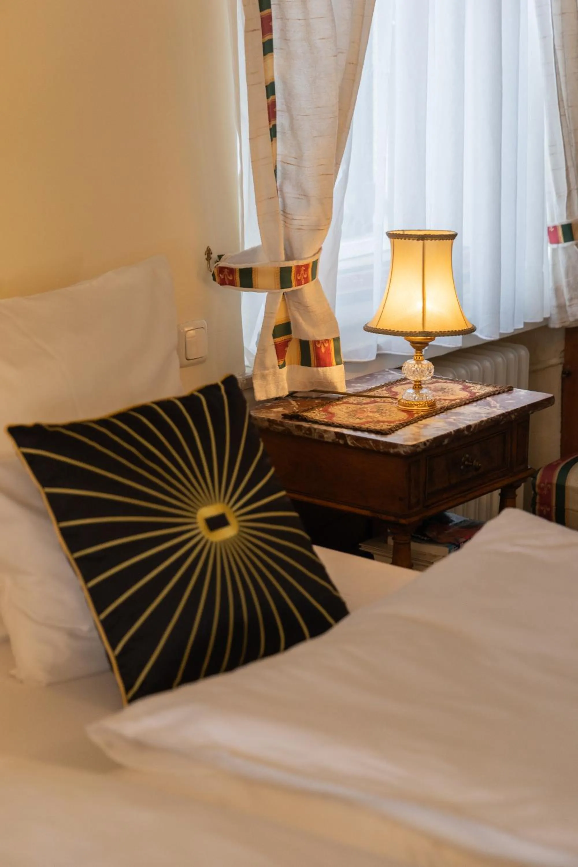 Photo of the whole room, Bed in Gästehaus Englischer Garten