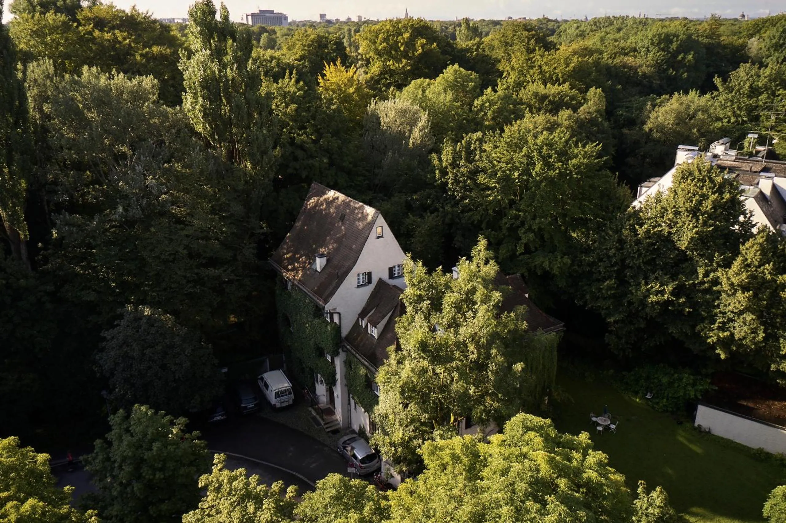 Property building in Gästehaus Englischer Garten