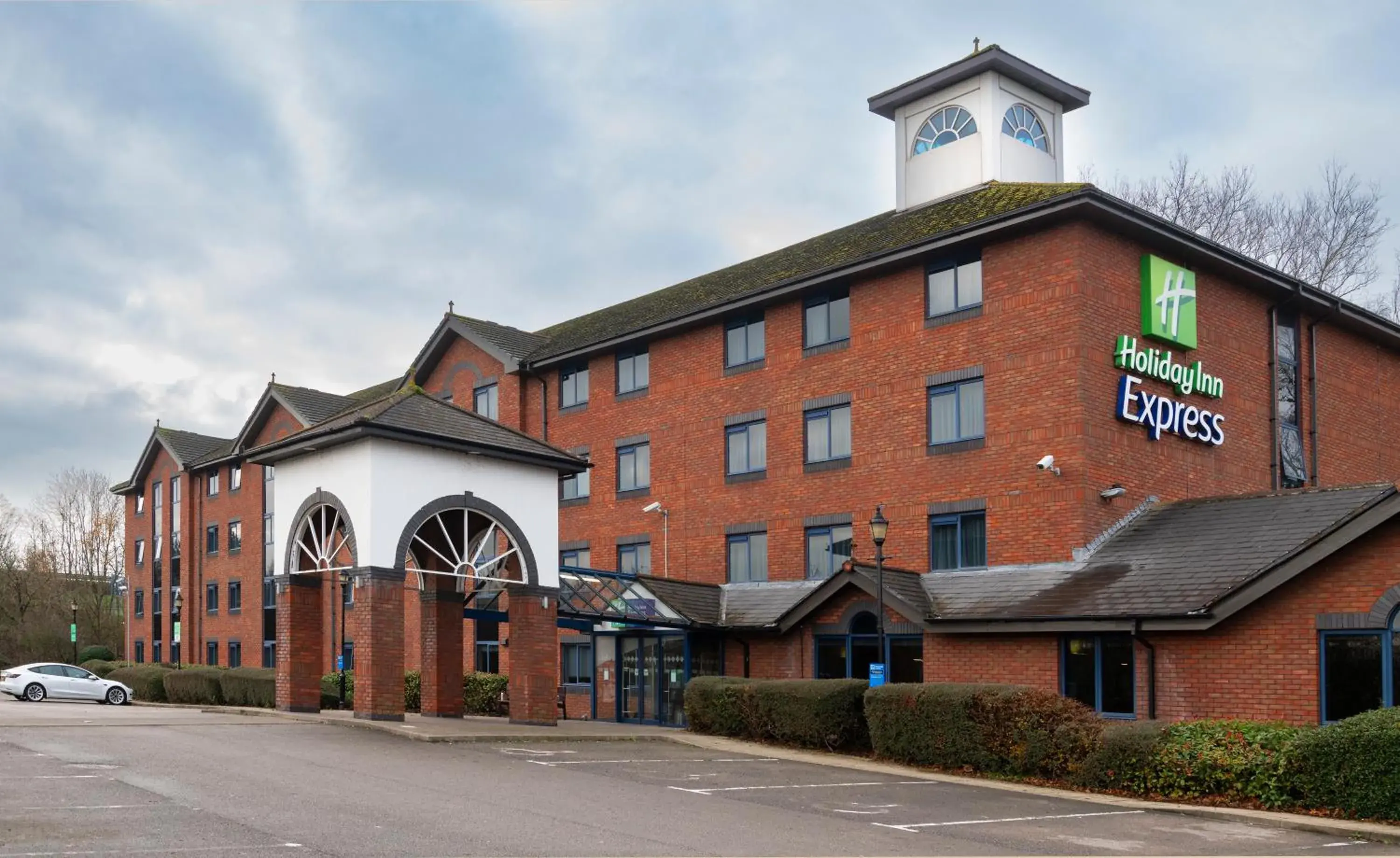 Property building in Holiday Inn Express Stafford by IHG Property building in Holiday Inn Express Stafford by IHG