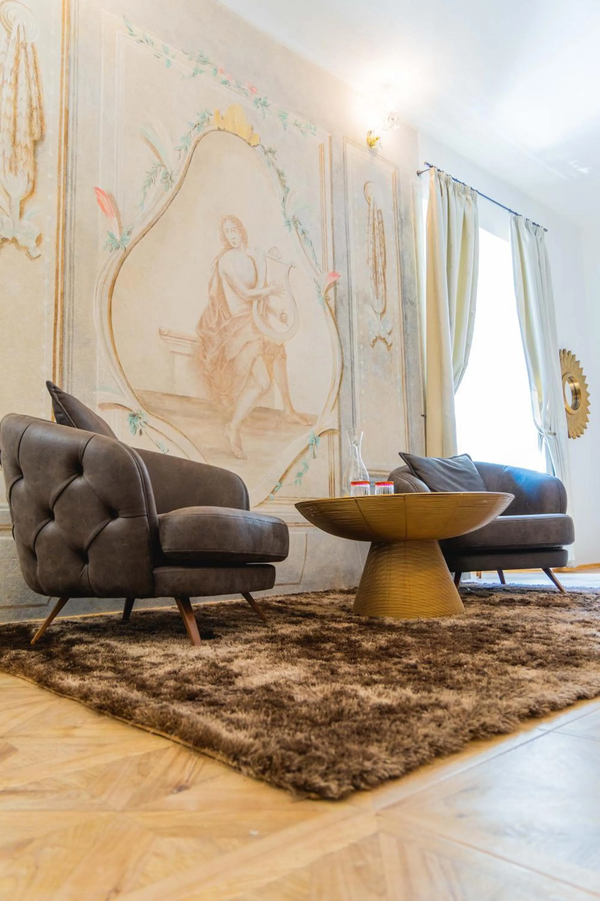 Seating area in Opera apartments - Mestský palác