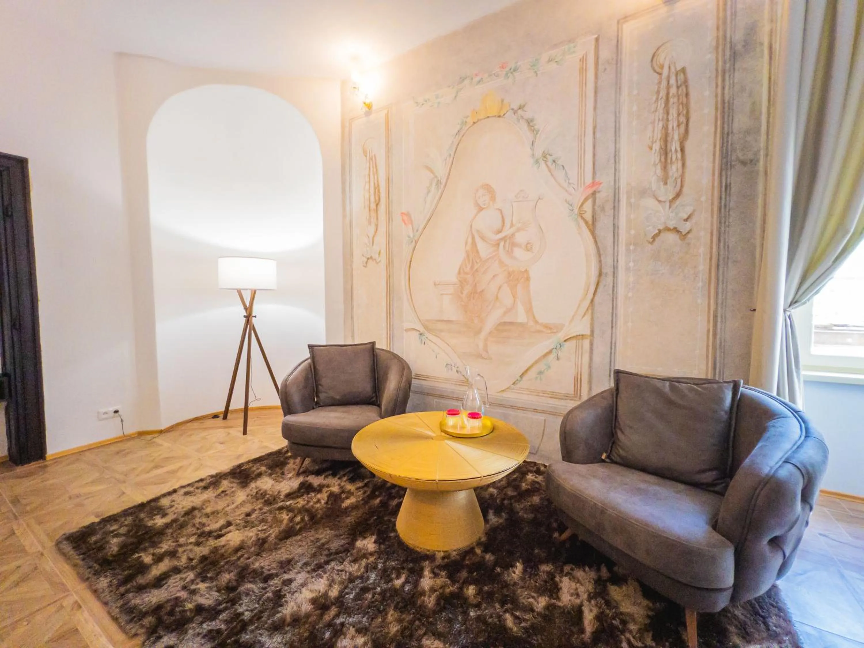 Seating area in Opera apartments - Mestský palác