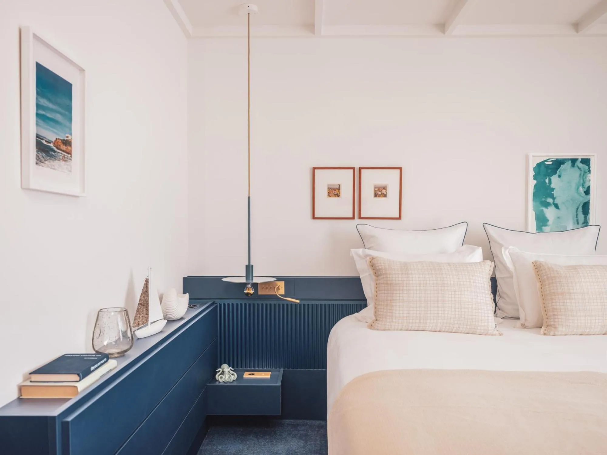 Bed in Bleu Hôtel & Spa