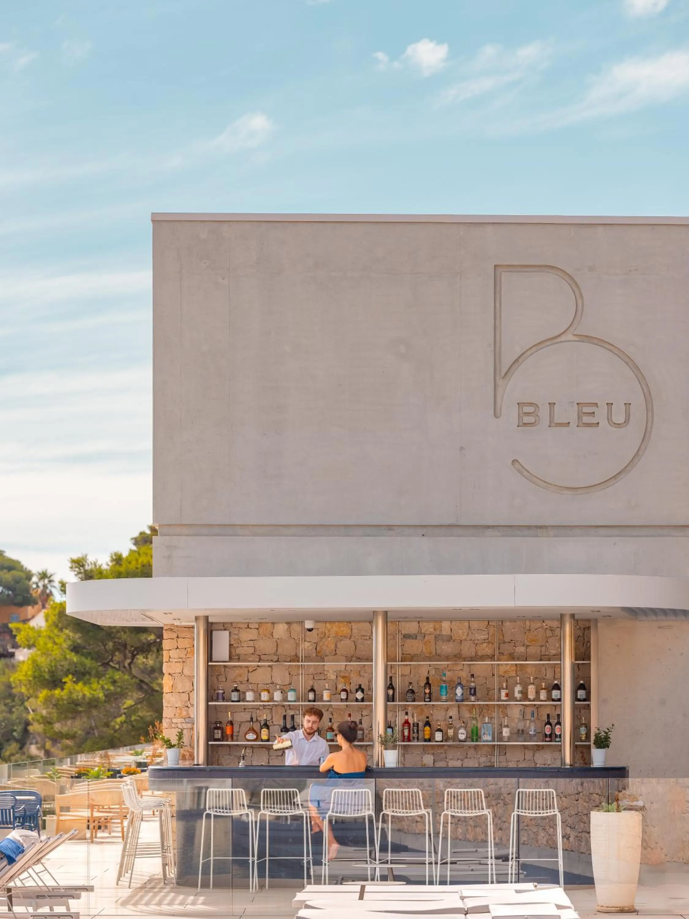 Lounge or bar in Bleu Hôtel & Spa