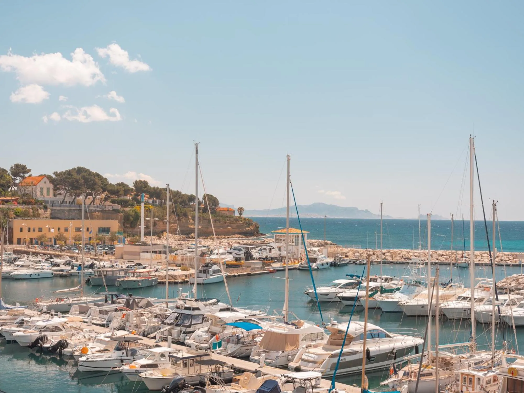 Activities in Bleu Hôtel & Spa