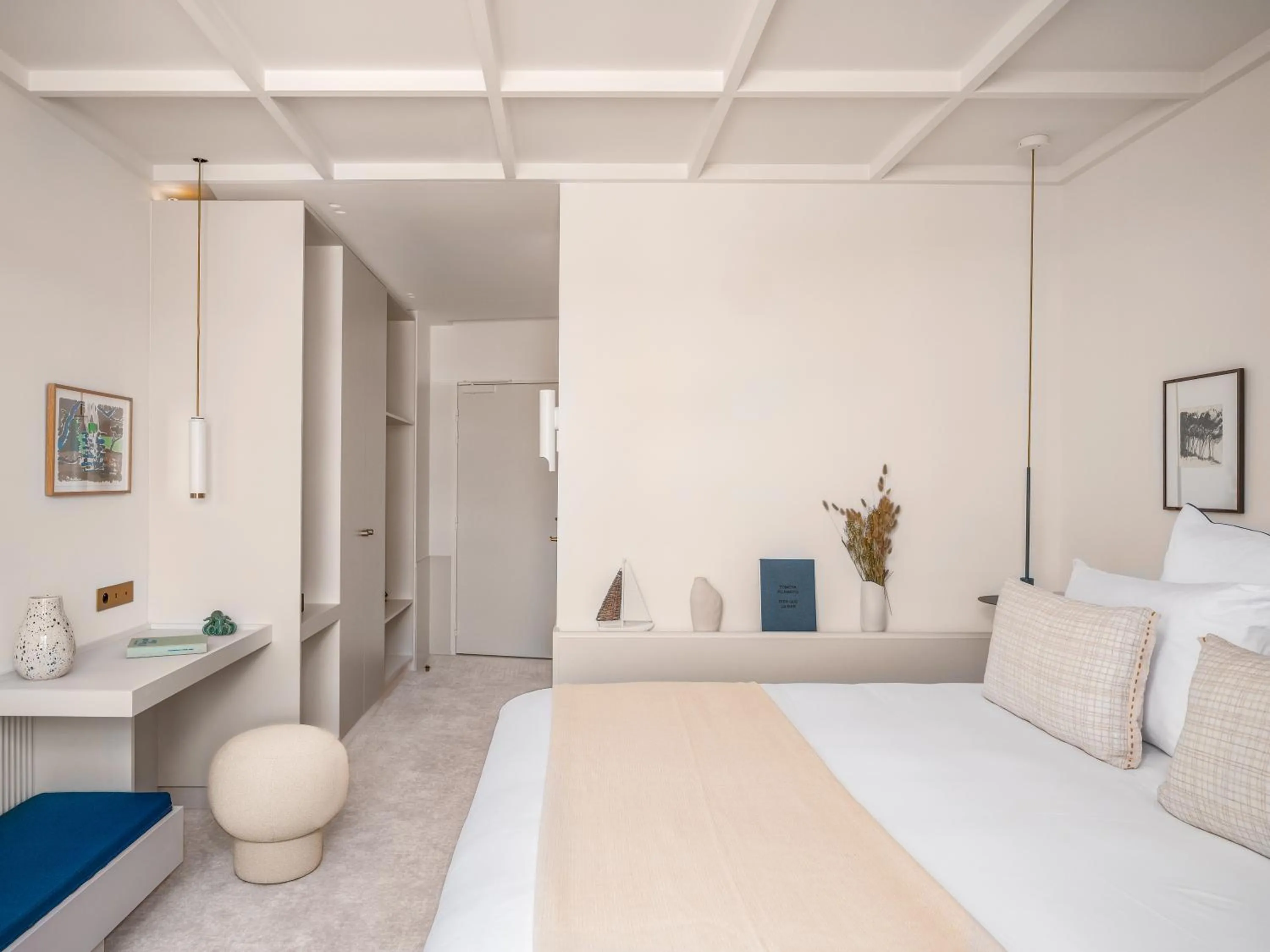 Bedroom, Bed in Bleu Hôtel & Spa