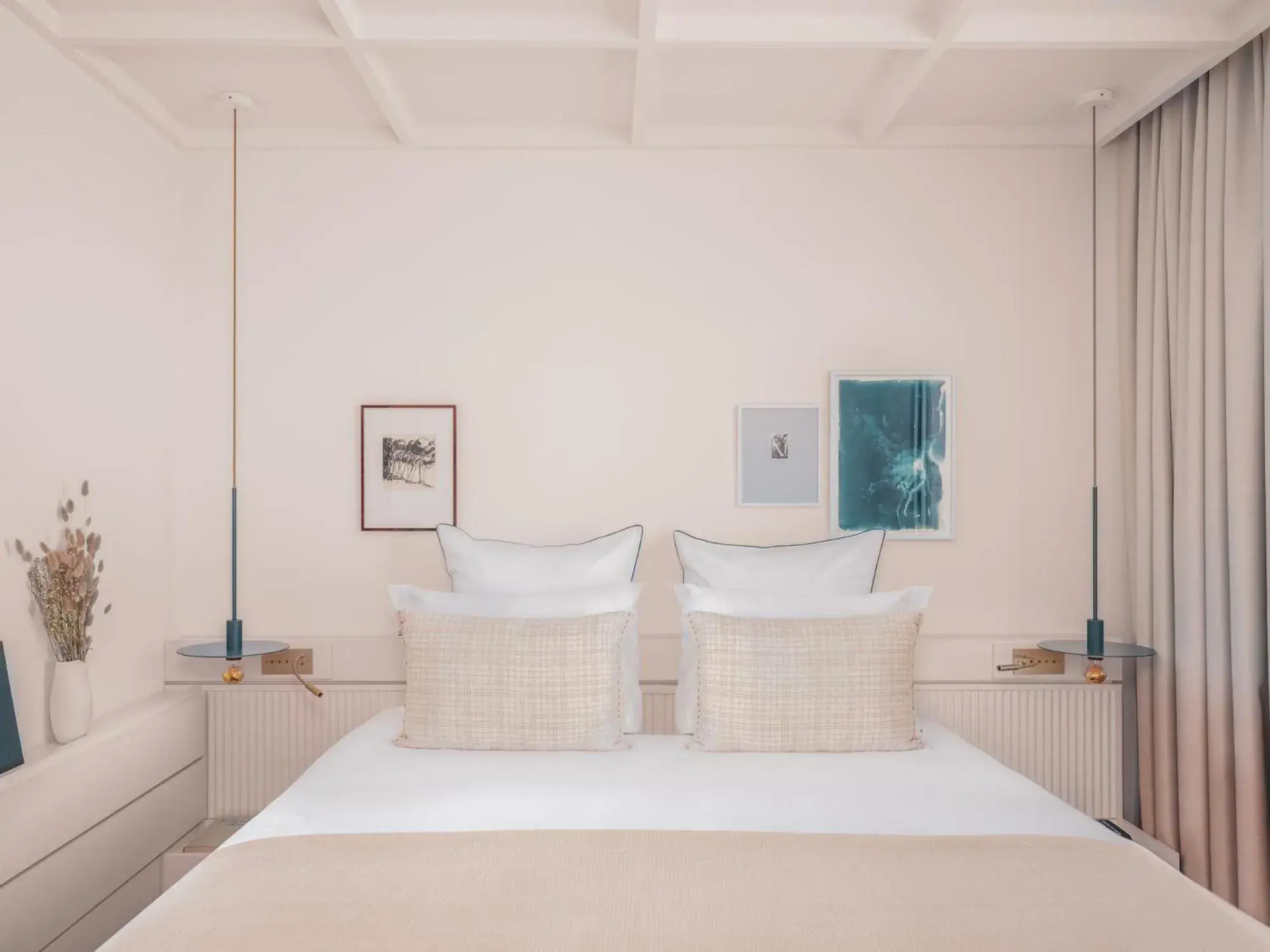 Bedroom, Bed in Bleu Hôtel & Spa Bedroom, Bed in Bleu Hôtel & Spa