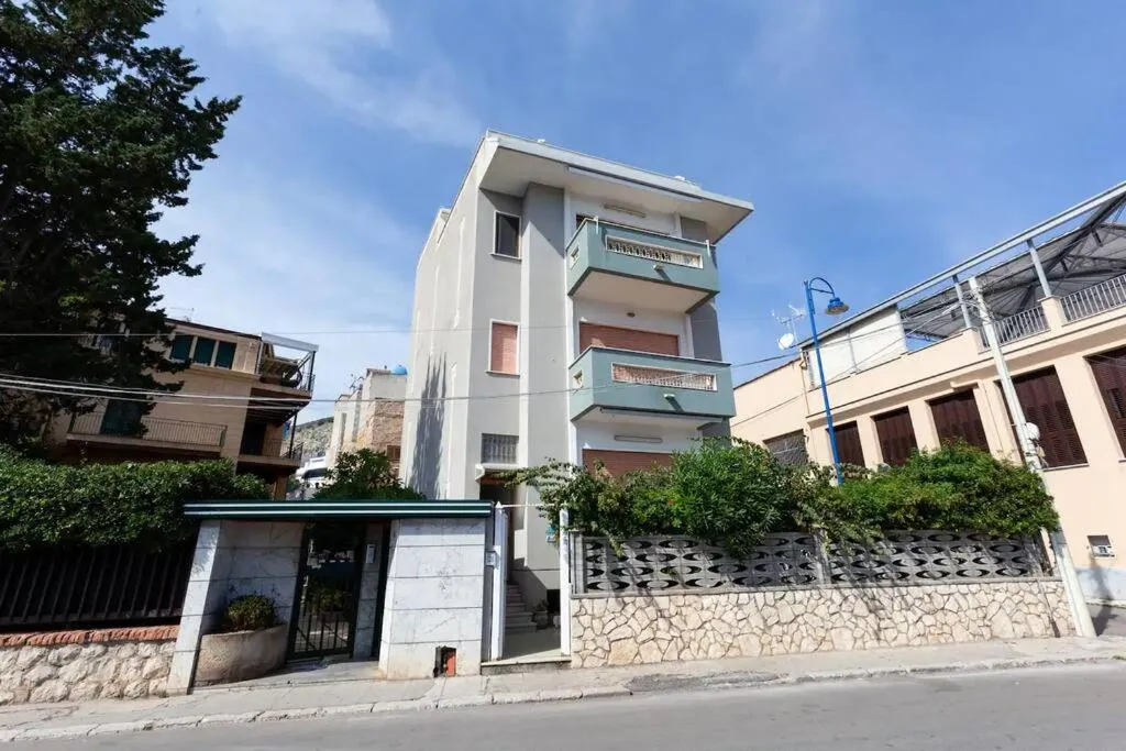 Villa Emilia Mondello Appartamento Emily con vista sul mare